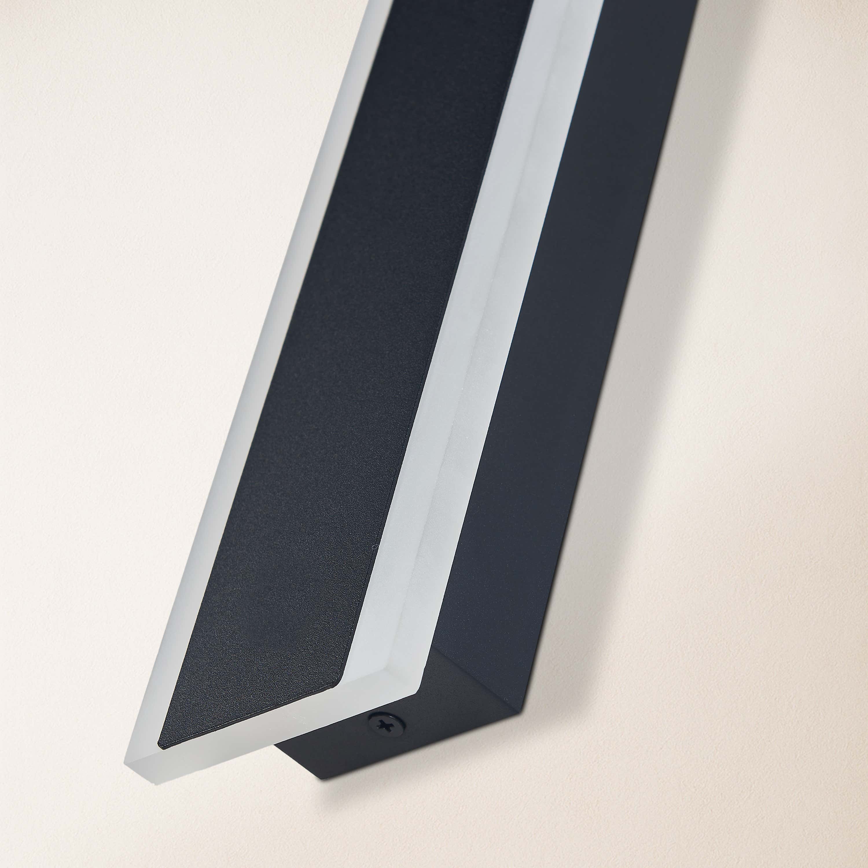 Orivelle Outdoor Wall Sconce 32"H