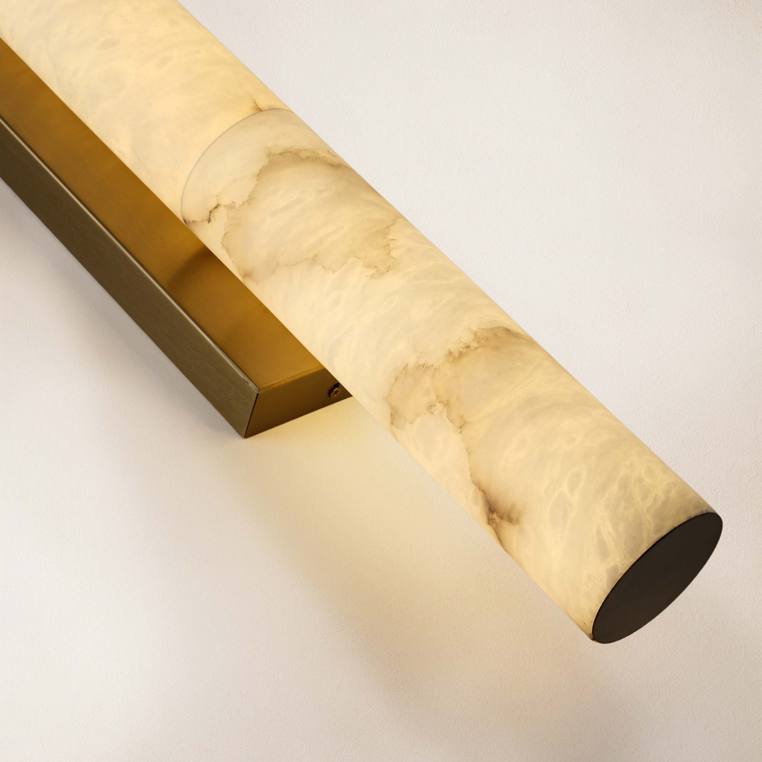 Sylvia Palladian Alabaster Wandleuchte 36"H