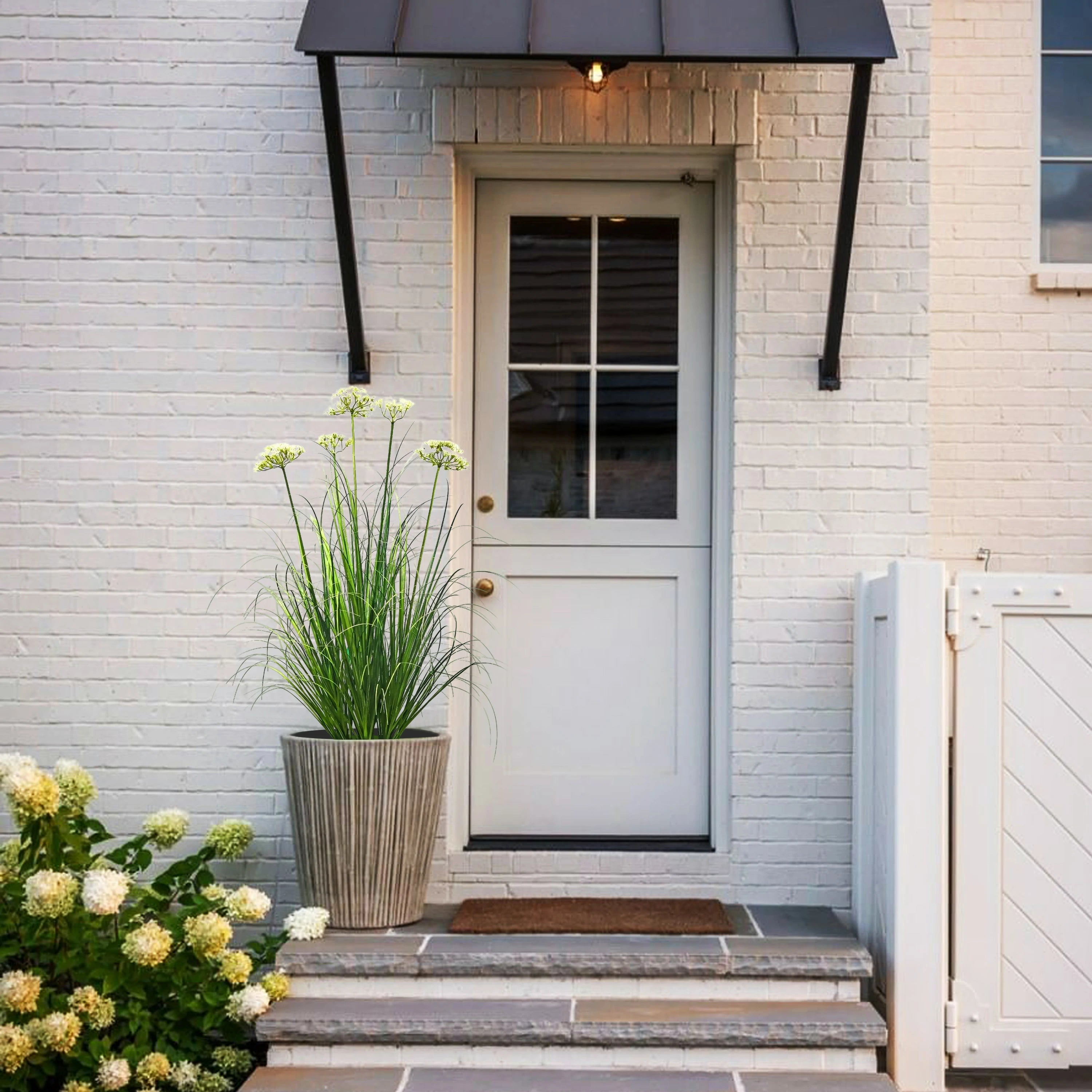 Artificial 5-Head Lace Flower with Curved Onion Grass Bonsai 43"H