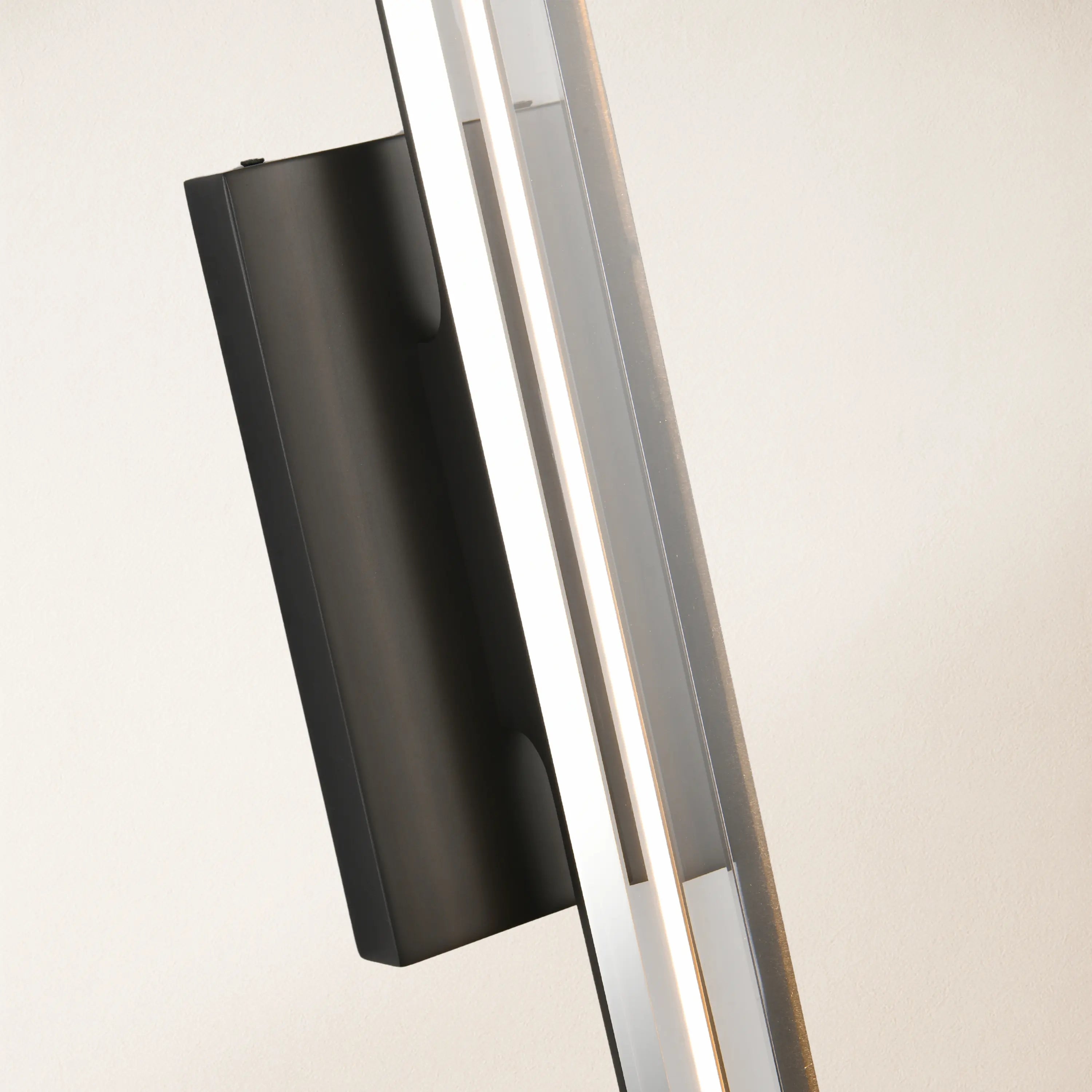 Clara Glow Crystal Single Wall Sconce 19"#Finish_Black