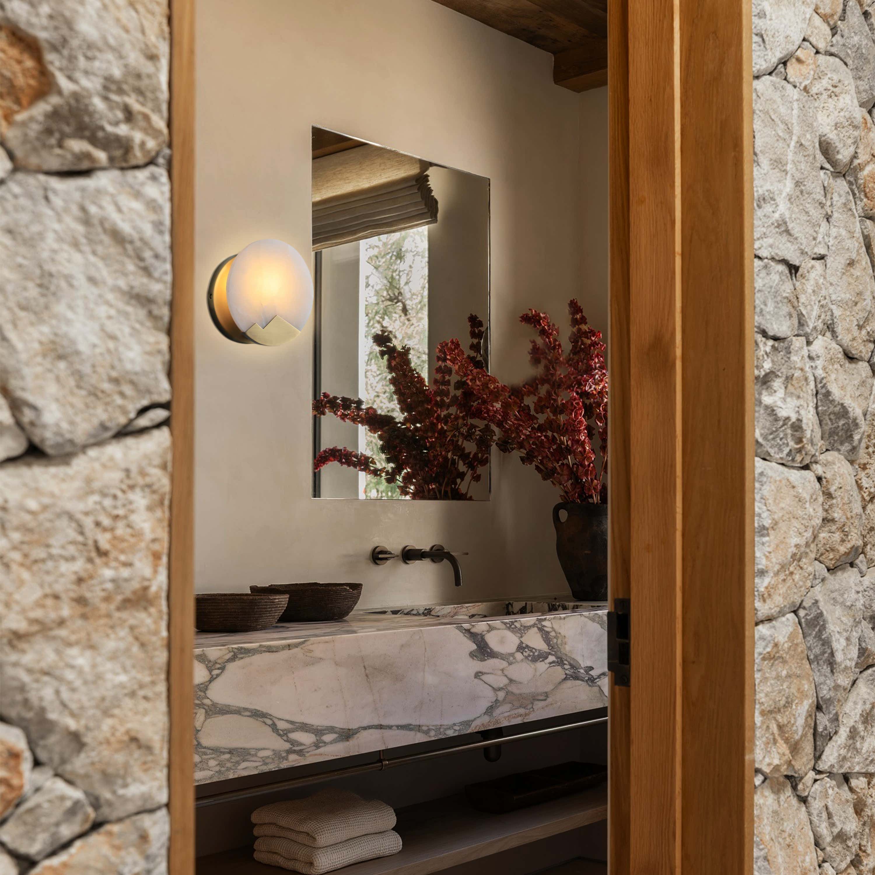 Egwent Alabaster Messing Wandleuchte 7,9"D