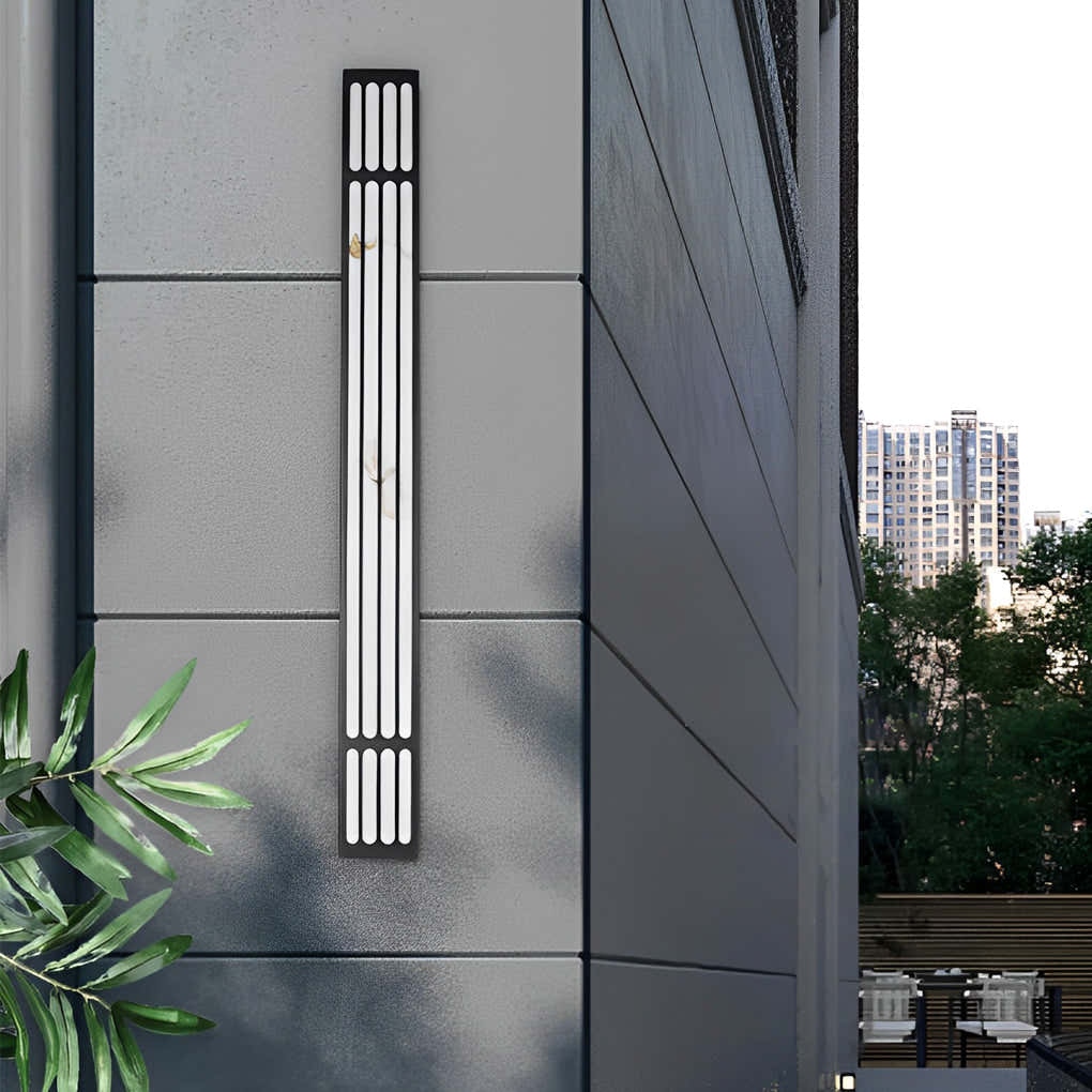 Titanwall Rectangular Stripe Outdoor Wall Light