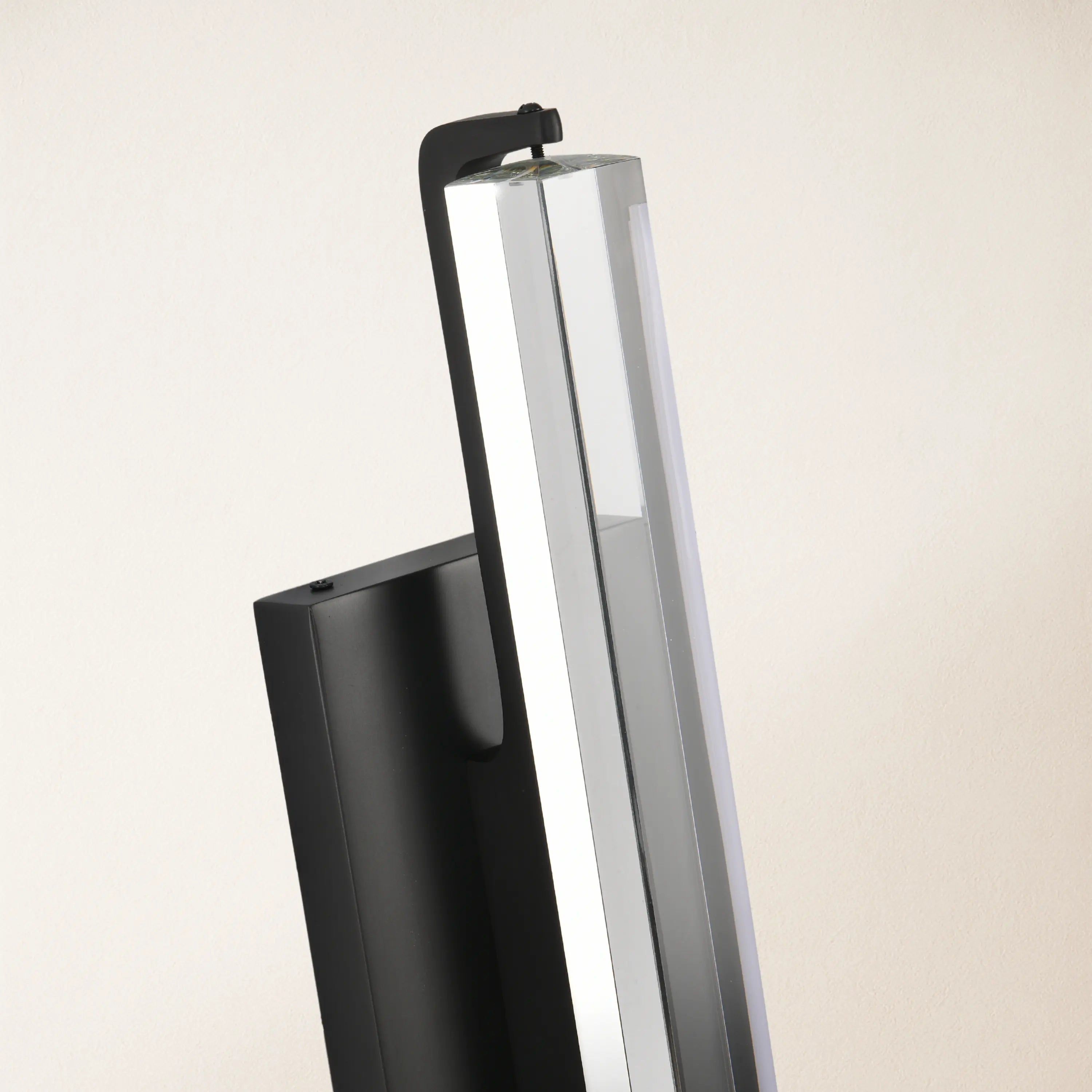 Clara Glow Crystal Single Wall Sconce 19"#Finish_Black