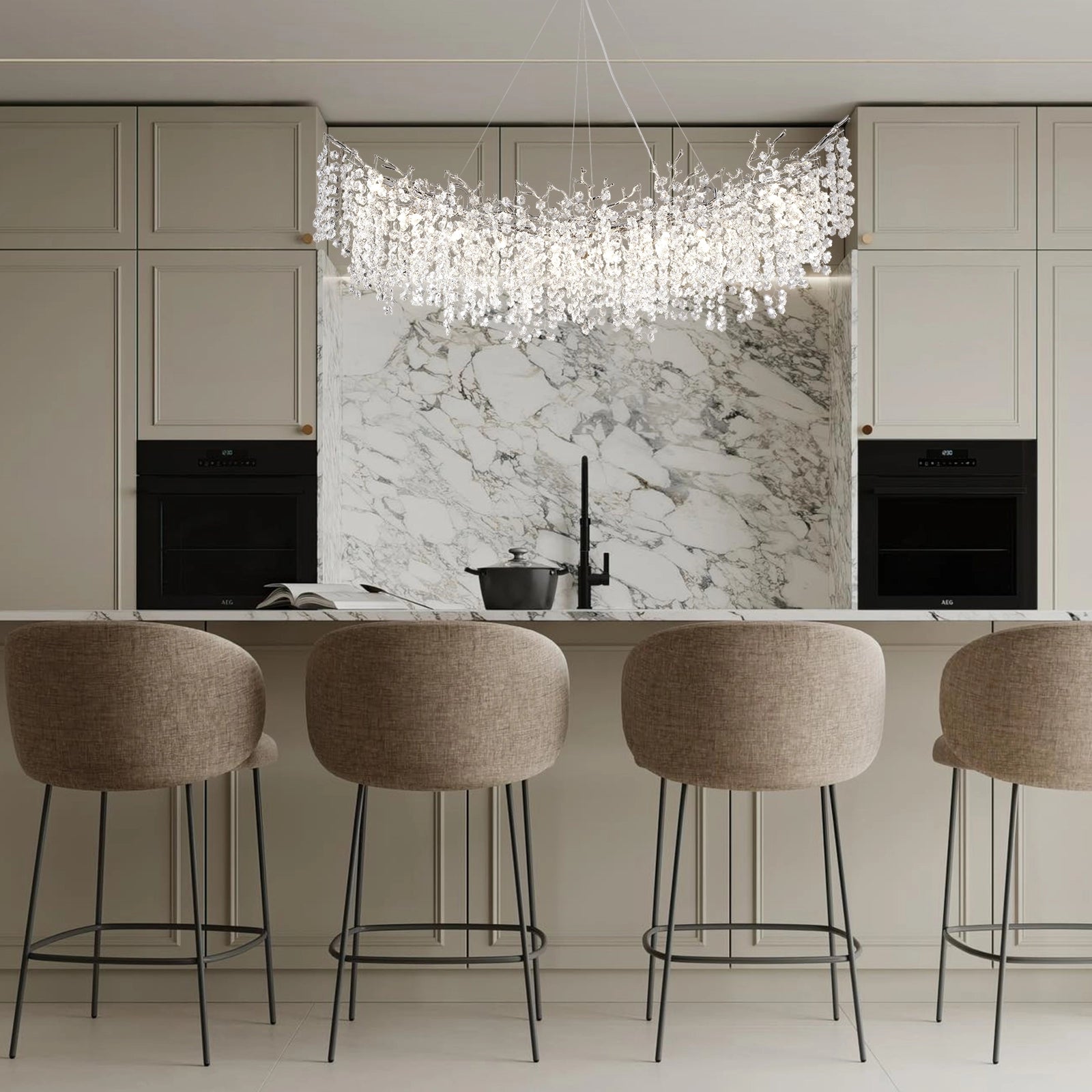 Lustre Branches Rechteckiger Kristall-Kronleuchter, 139,7 cm breit
