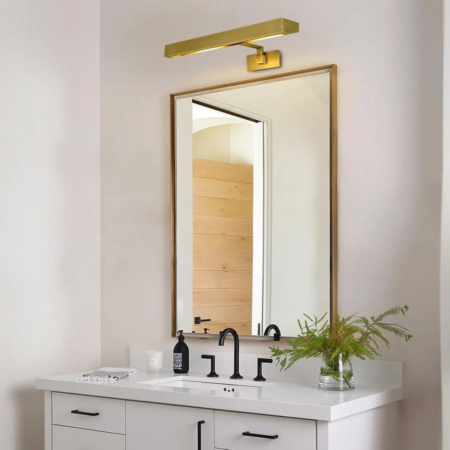 Brushed Radiance Picture Light 24"W#Finish_Gold