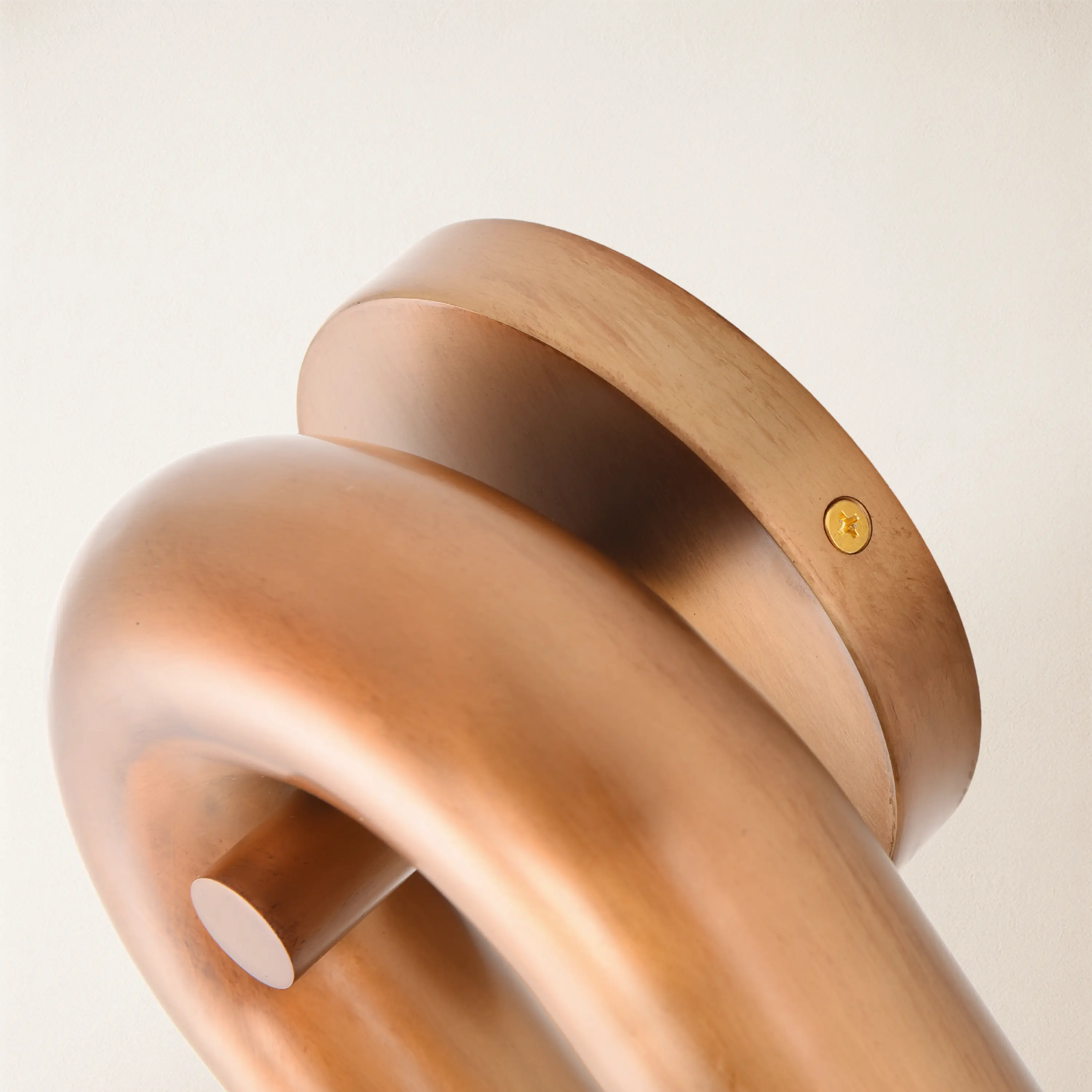 Wandleuchte aus massivem Messing mit Rosshaar, 76,2 cm hoch