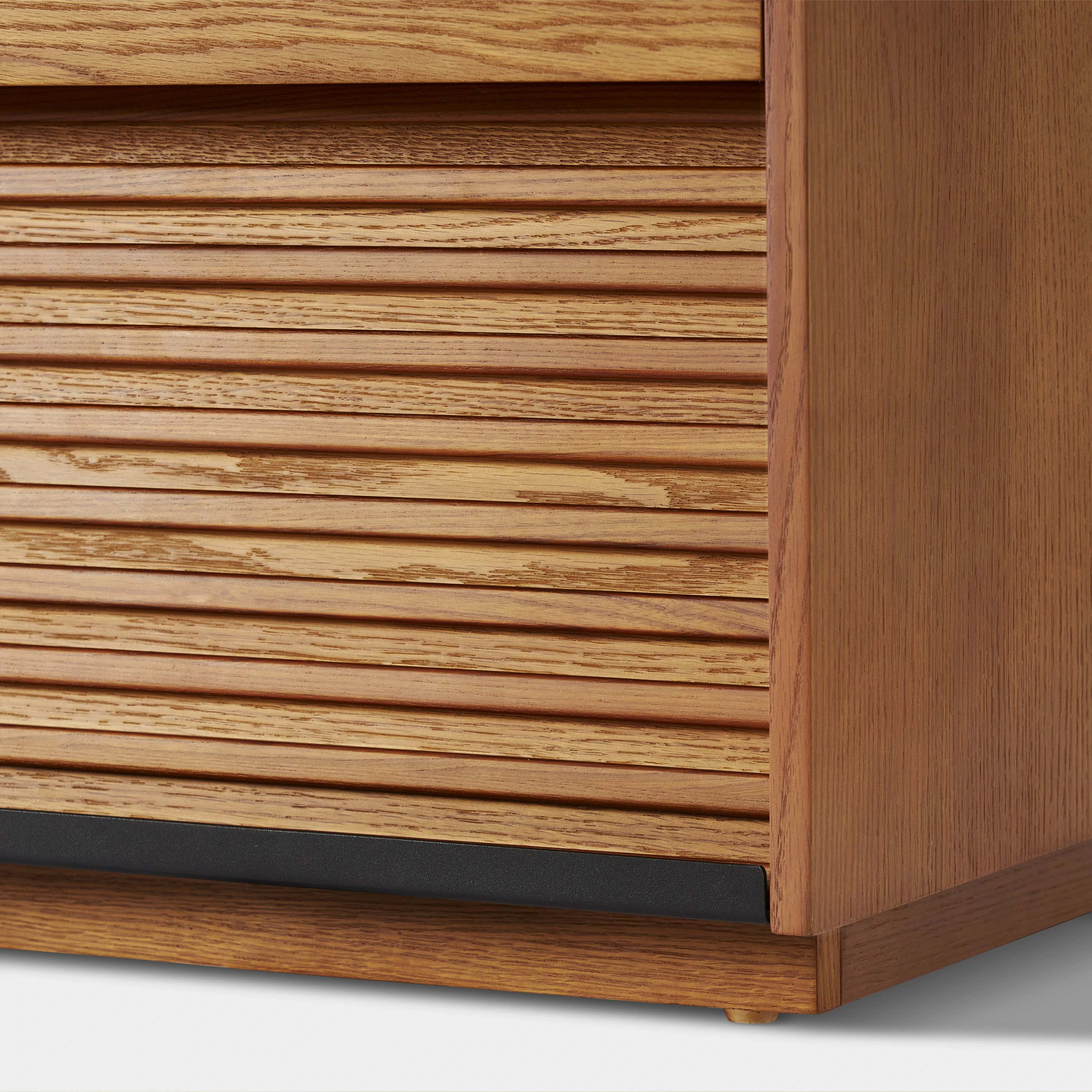 Devon Oak Nightstand 20“W