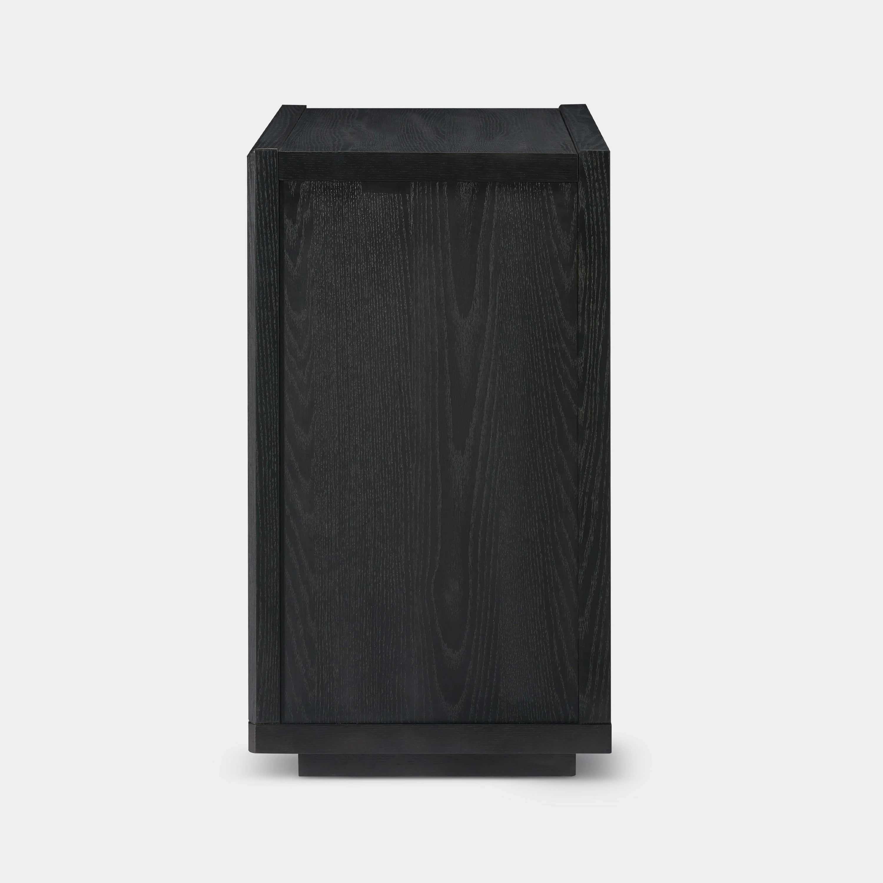 Alvar 31,5″ Eichenkommode mit 3 Schubladen