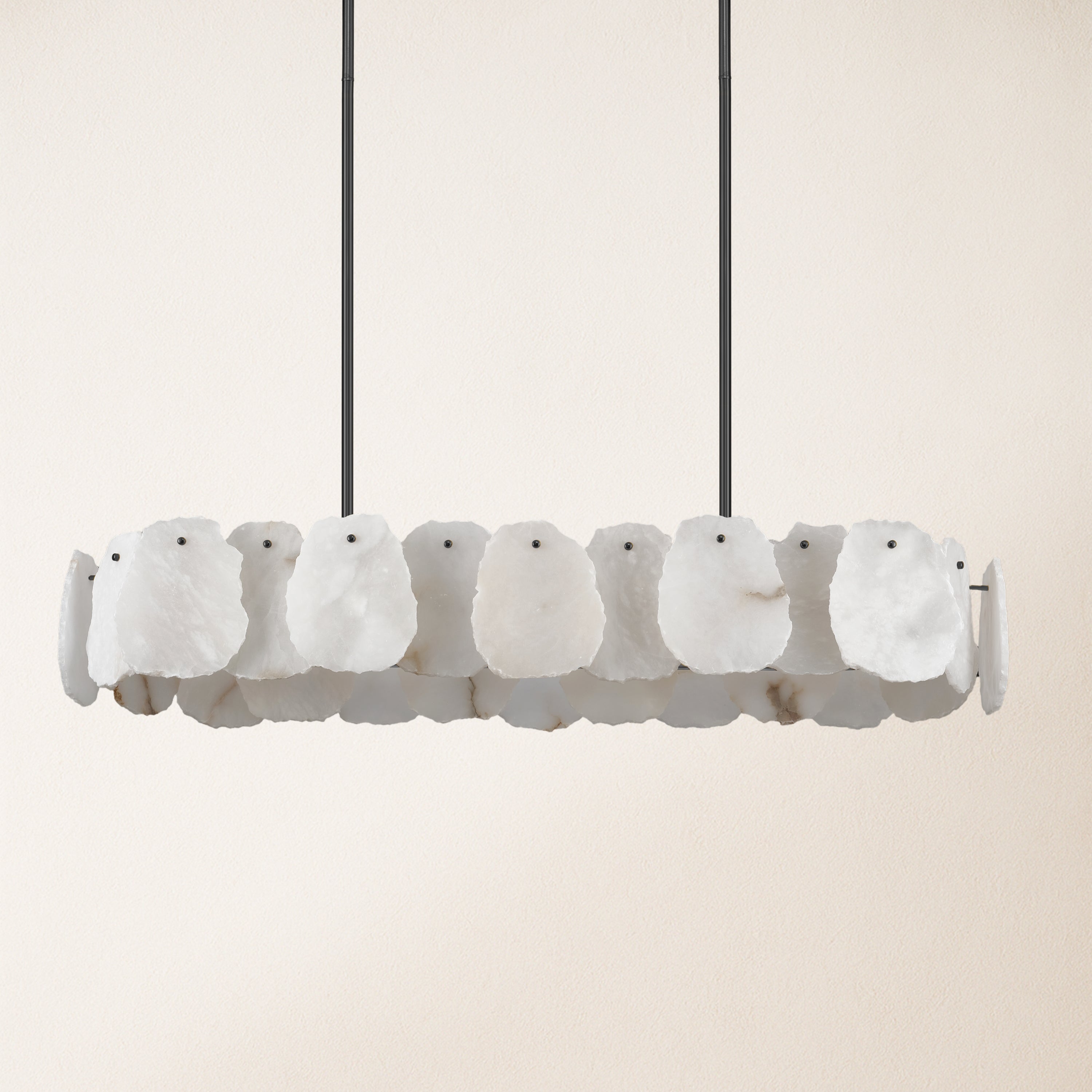 Ovaler Kronleuchter „Moira“ aus Alabaster, 109 cm breit