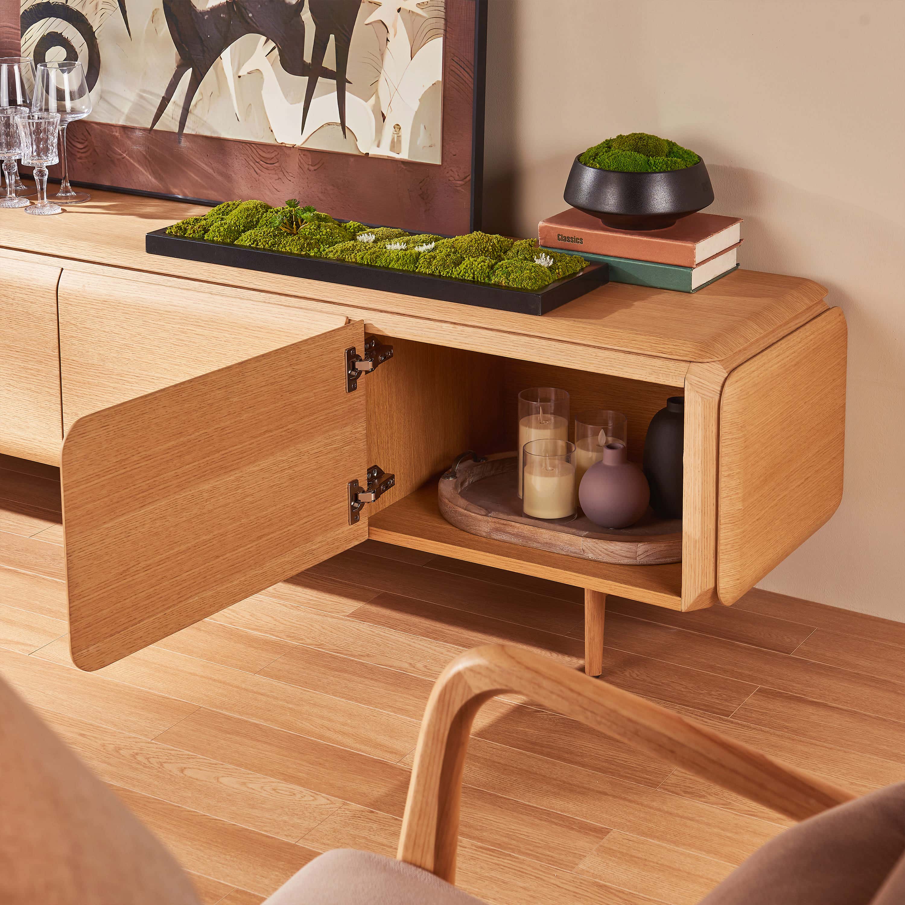 Dolmen Media Console 86"