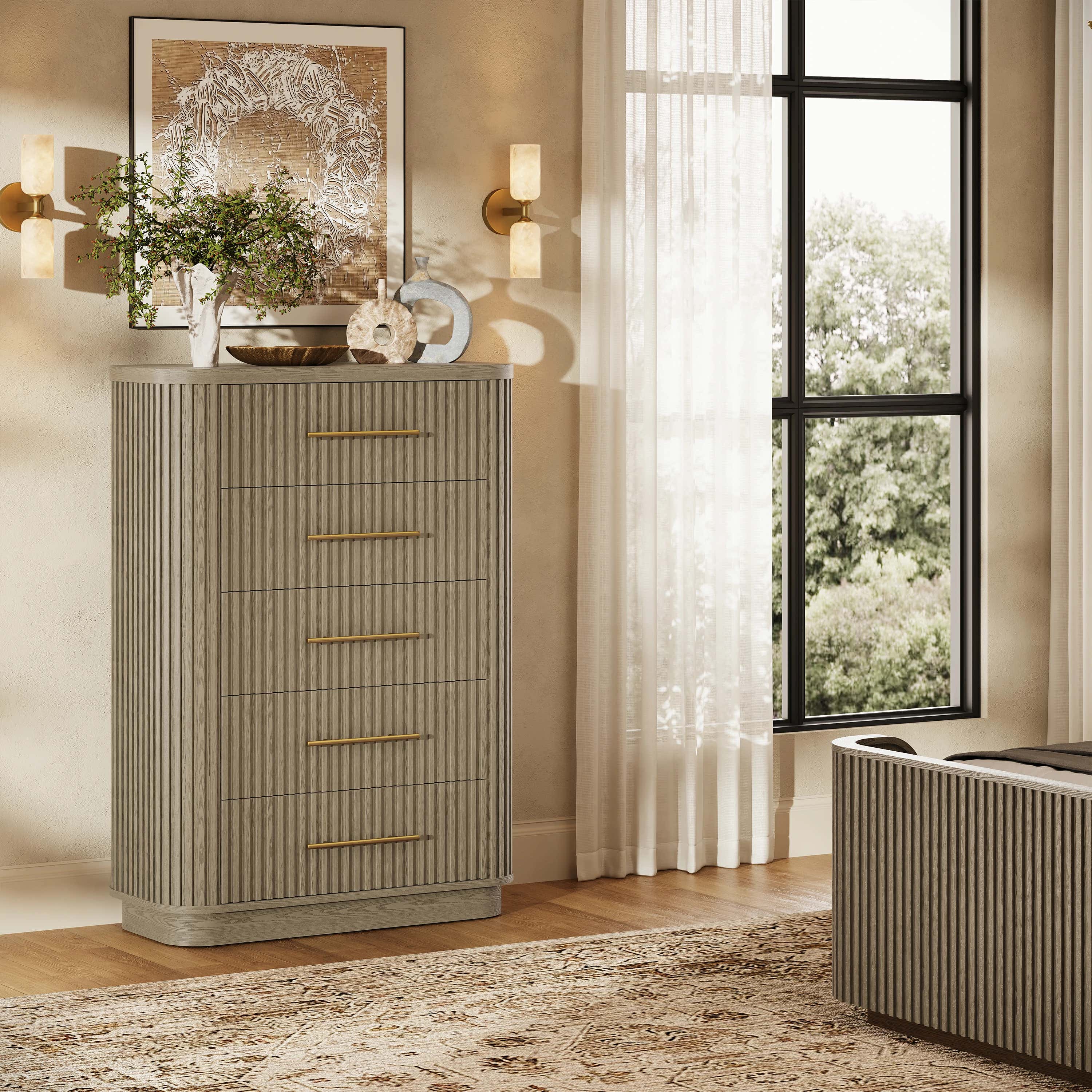 Sinclair Fluted 5-Drawer Chest 39"W