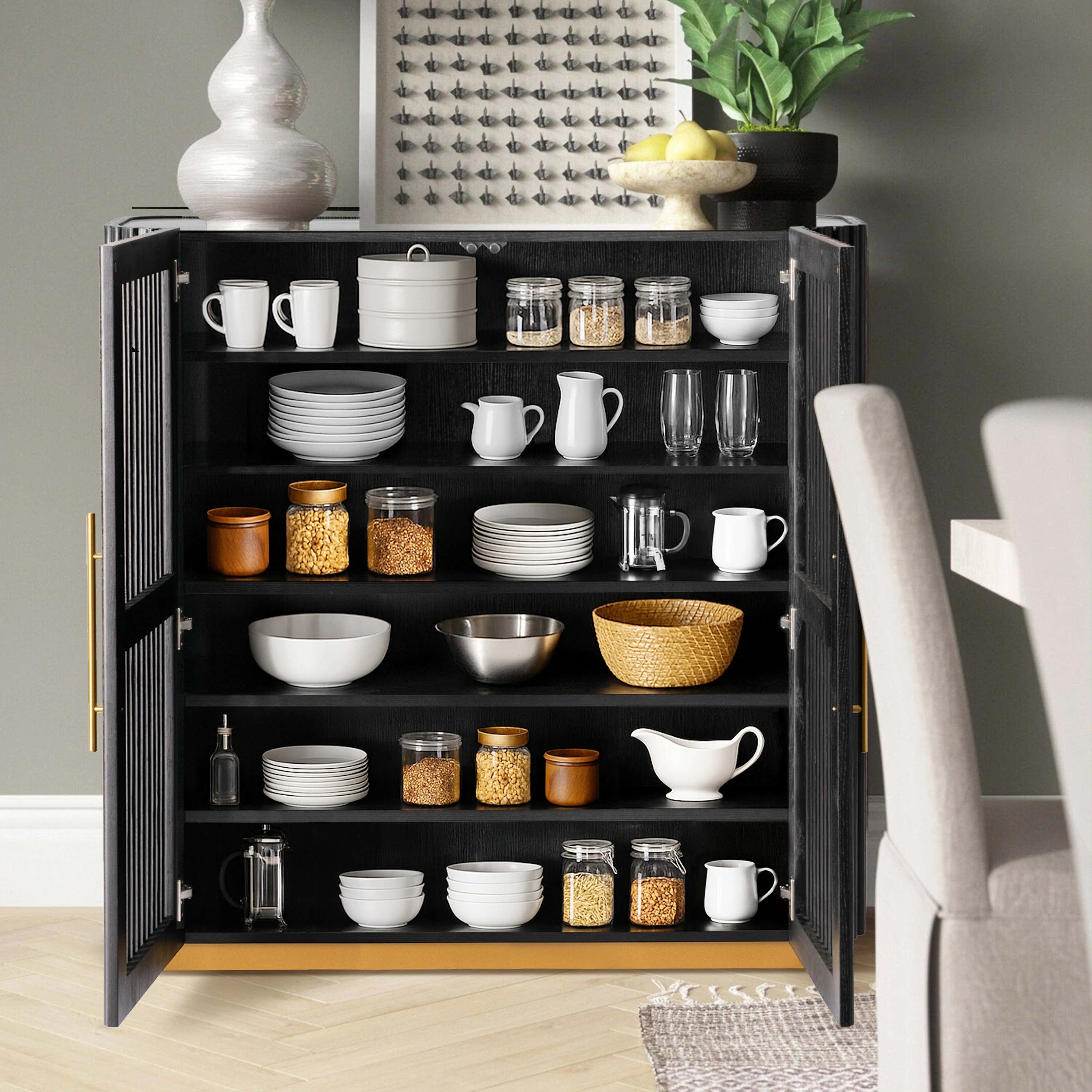 Holton 47"H Eichenholz-Aufbewahrungsschrank