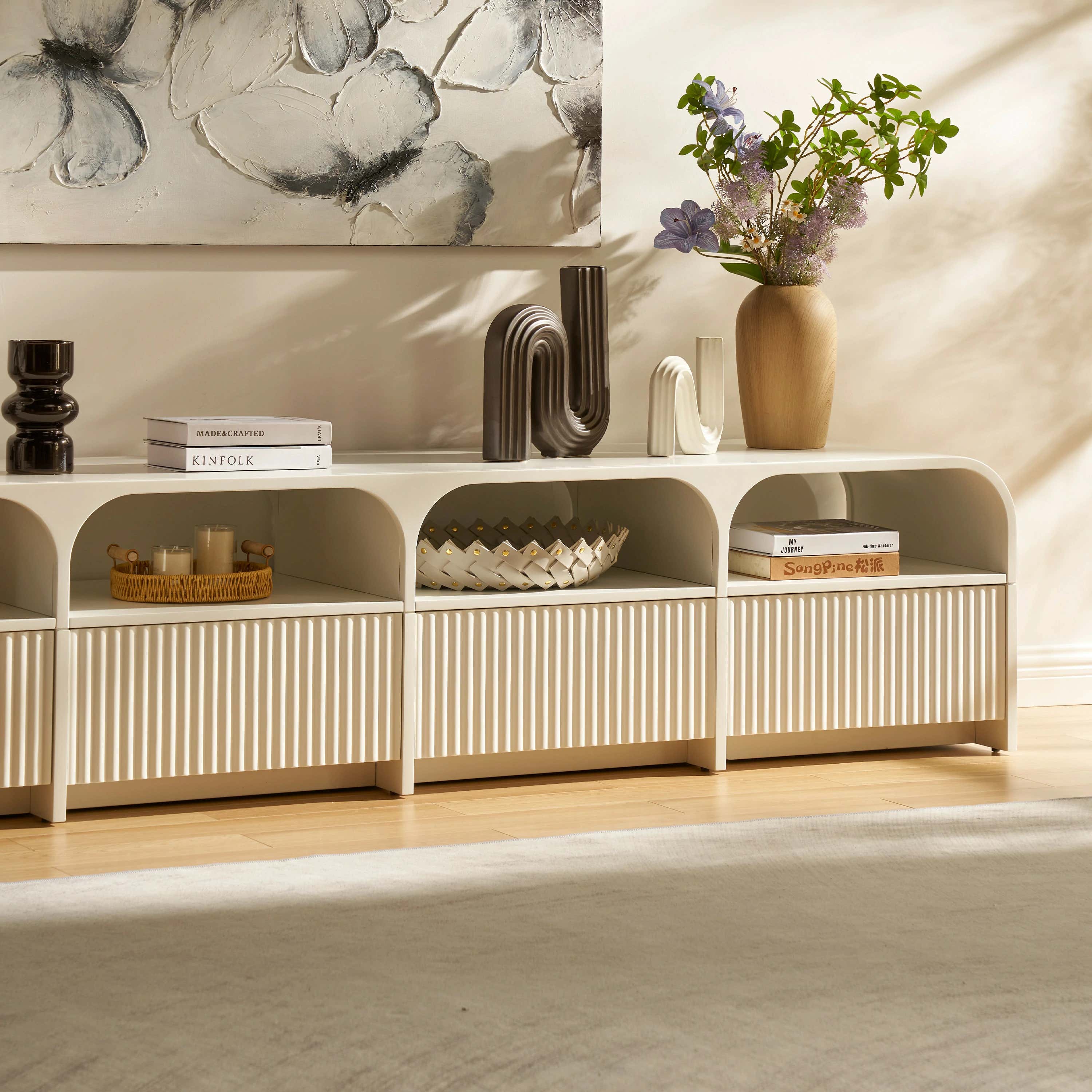 Naru Media Console 80" W