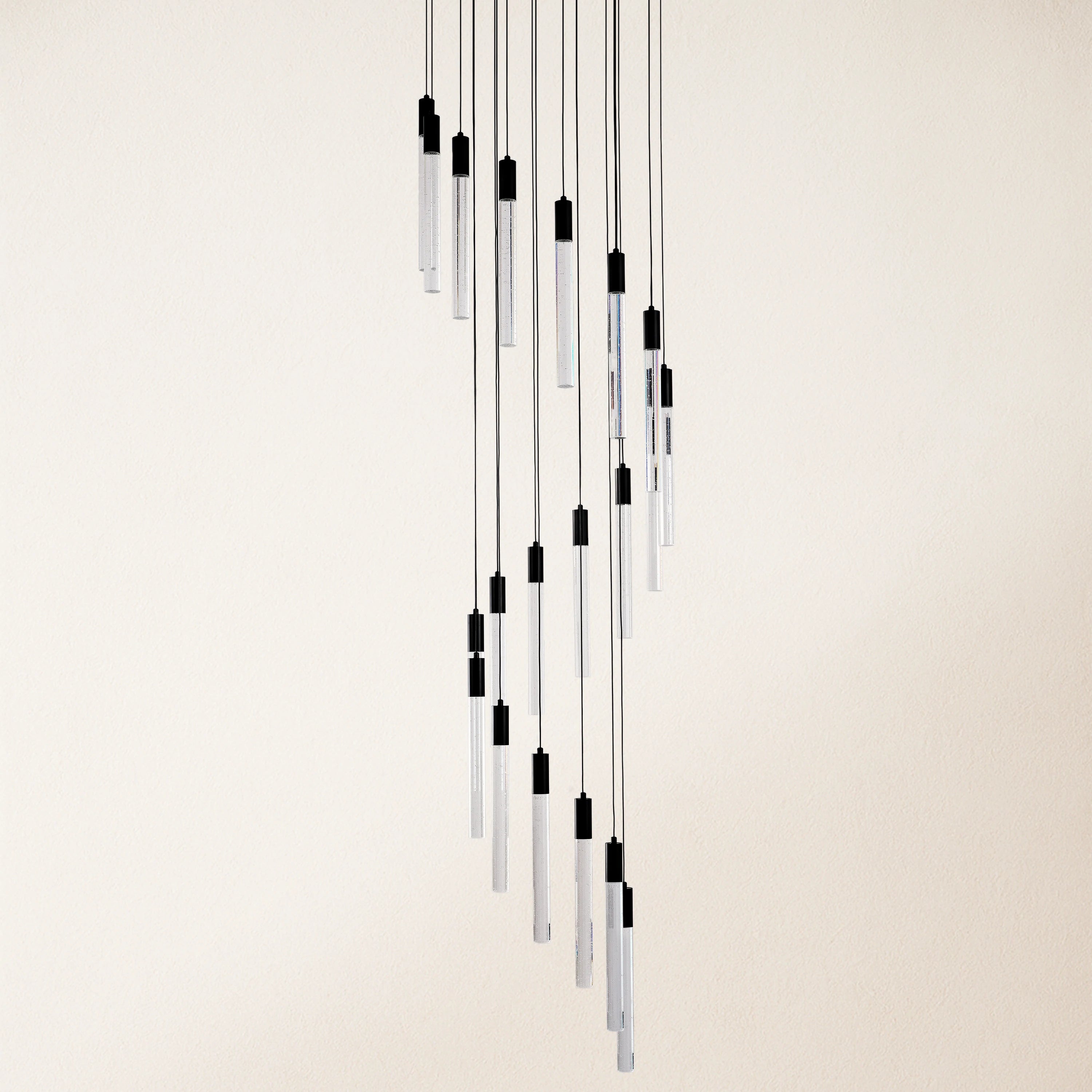 Nova Cascade Kronleuchter mit hoher Decke, 50,8 cm Durchmesser