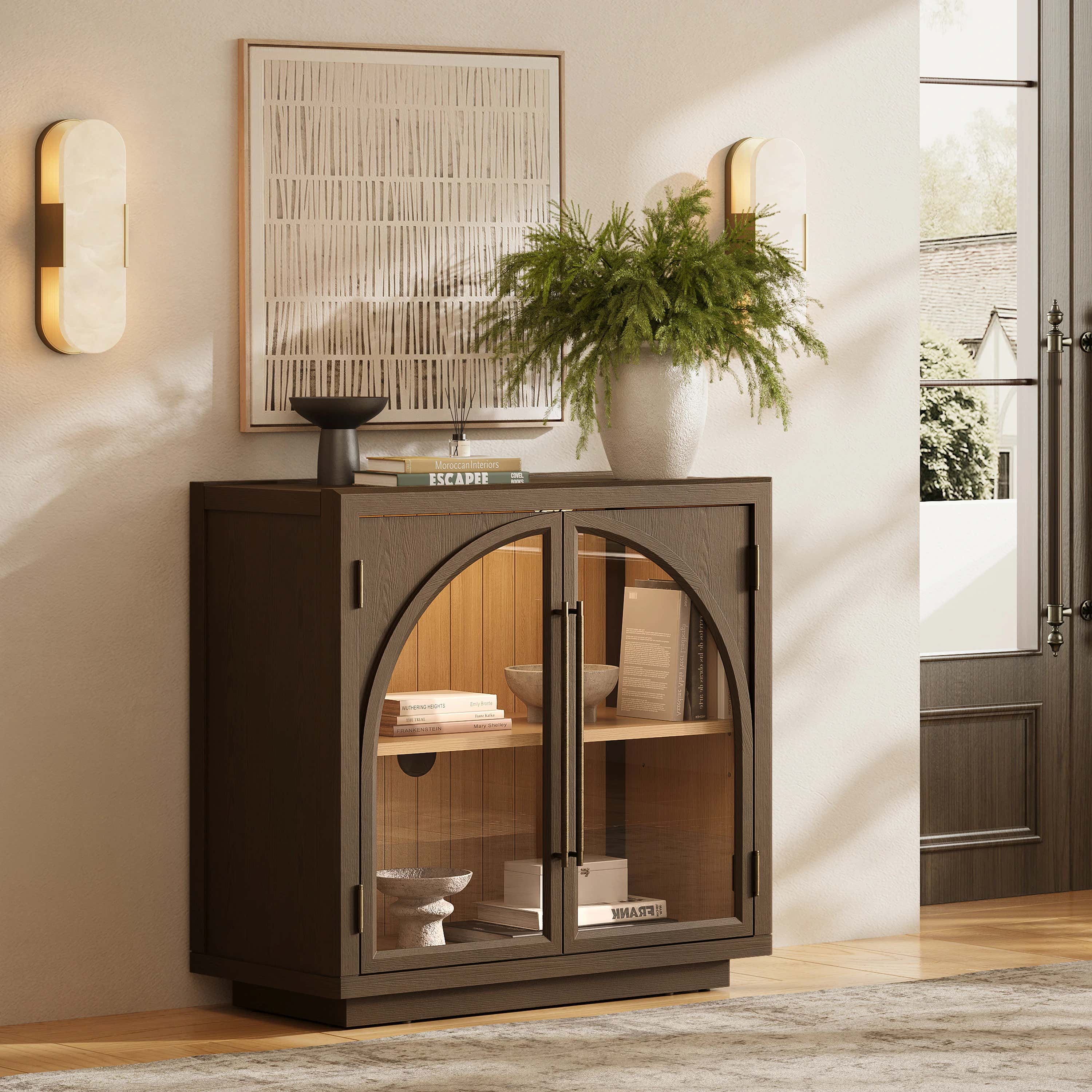 Alvar gewölbter 31,5-Zoll-Lagerschrank aus Eiche