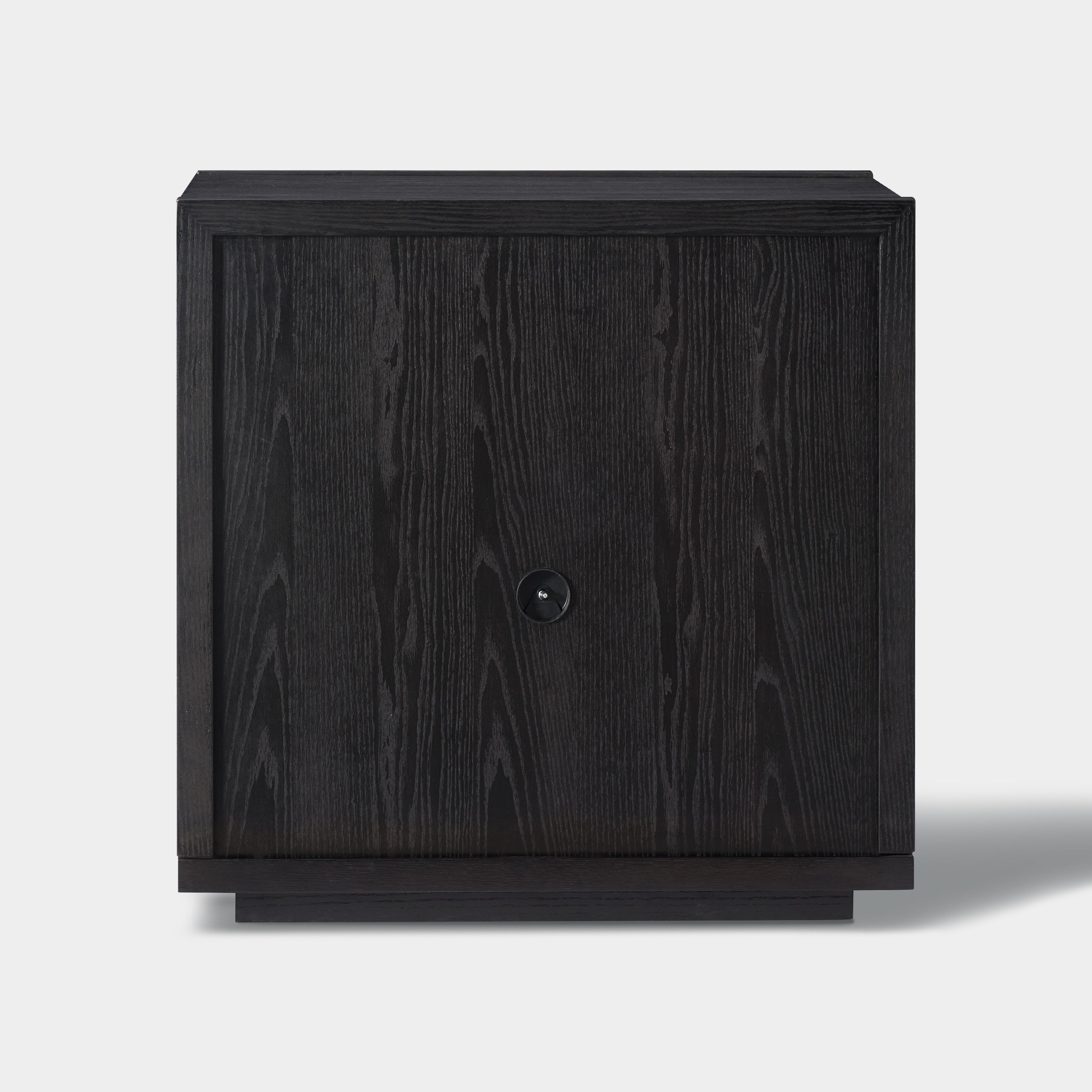 Alvar gewölbte 126″ Medienkonsole aus Eiche (4er-Set)