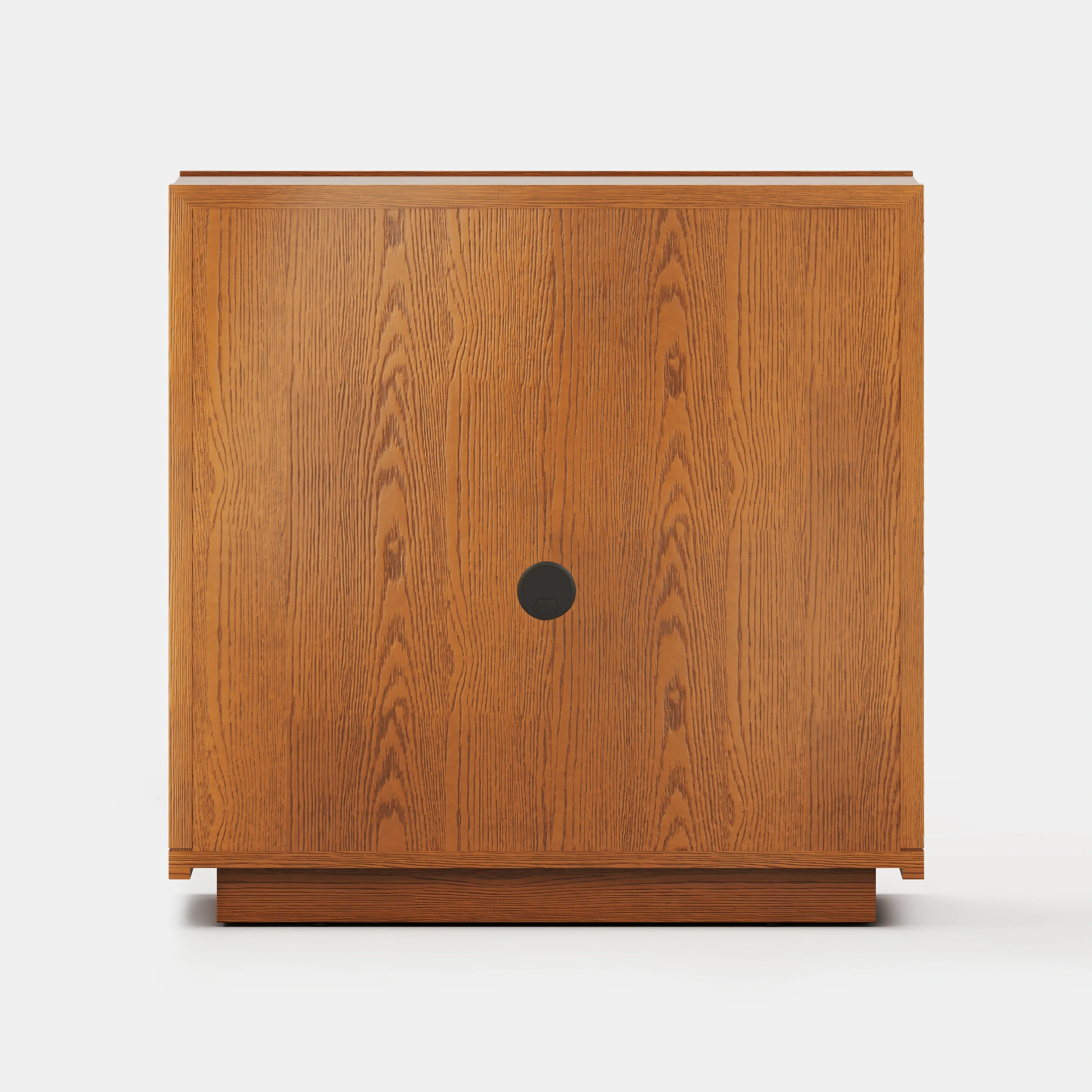 Alvar gewölbter 31,5-Zoll-Lagerschrank aus Eiche