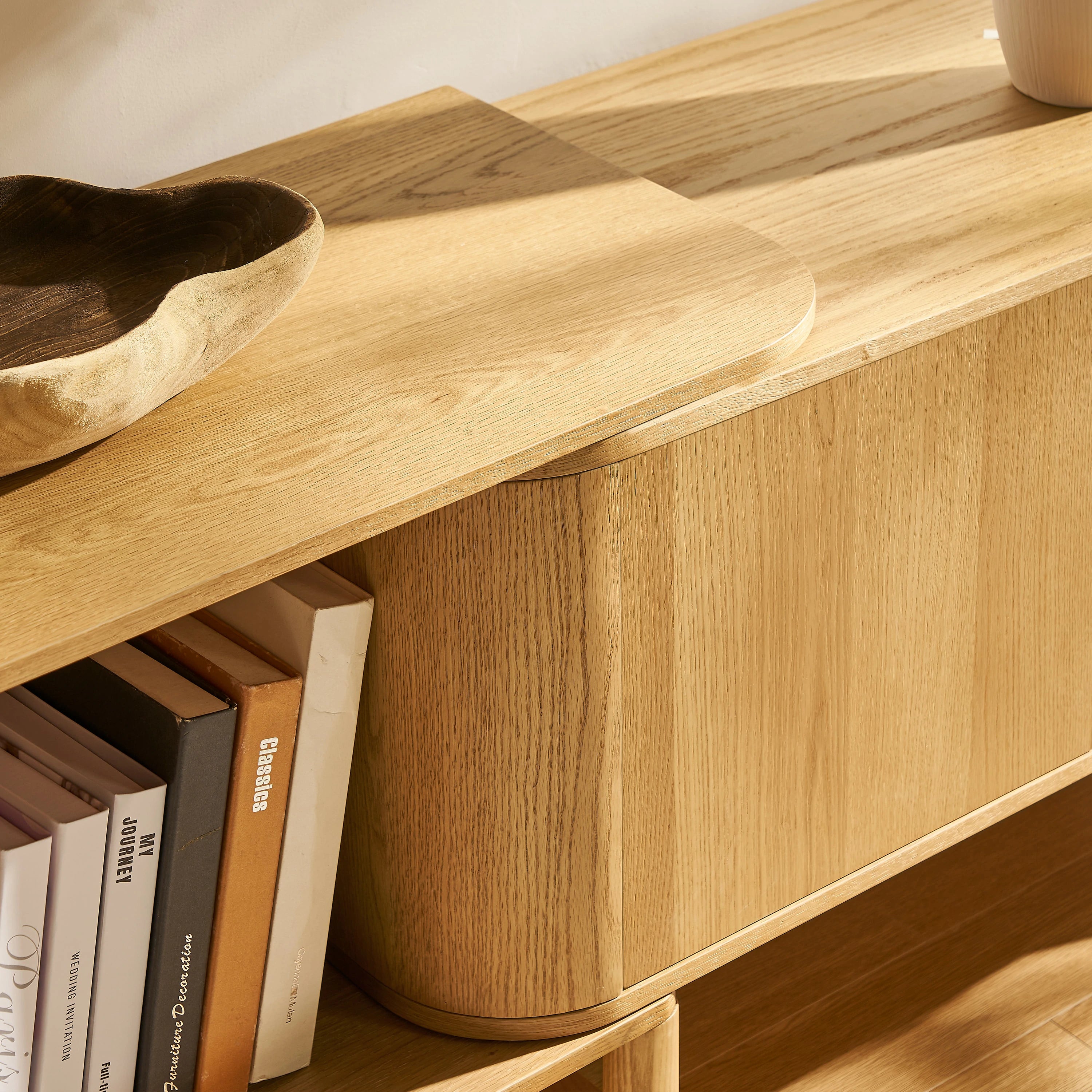 Ausziehbarer TV-Ständer Silas 80" bis 110"