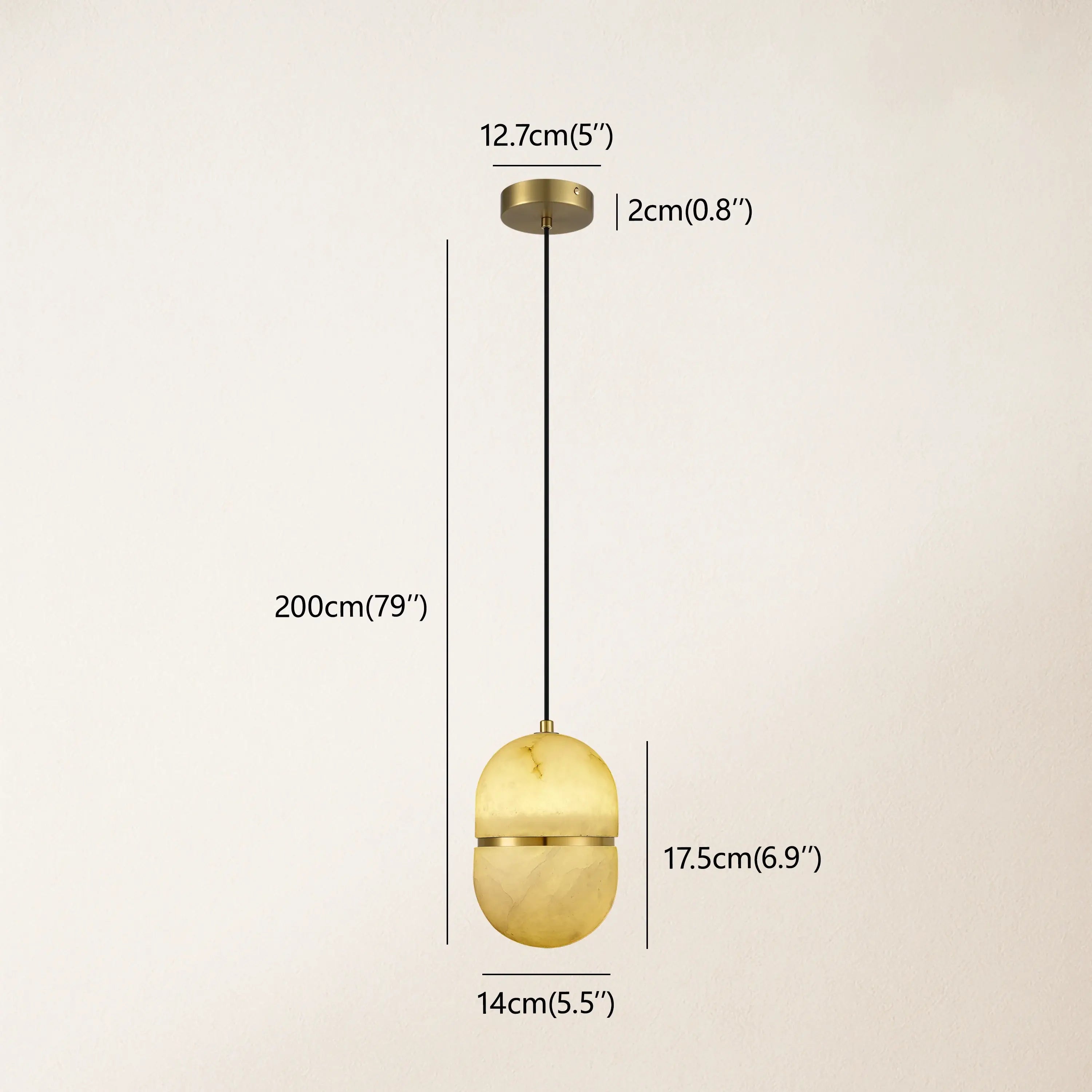 Moderne Anhängerkette Hecate Alabaster, 14 cm Durchmesser