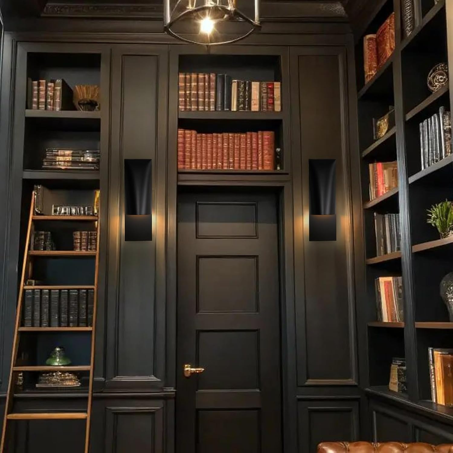 Trany Vertical Wall Sconce 18"H#Finish_Black