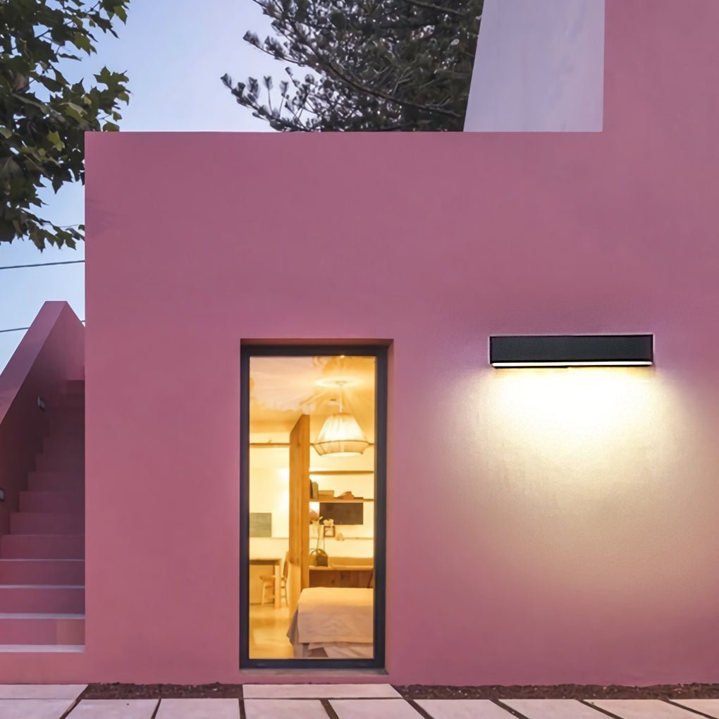 Mattschwarze Wandleuchte mit rechteckiger Veranda-LED-Leuchte für den Außenbereich