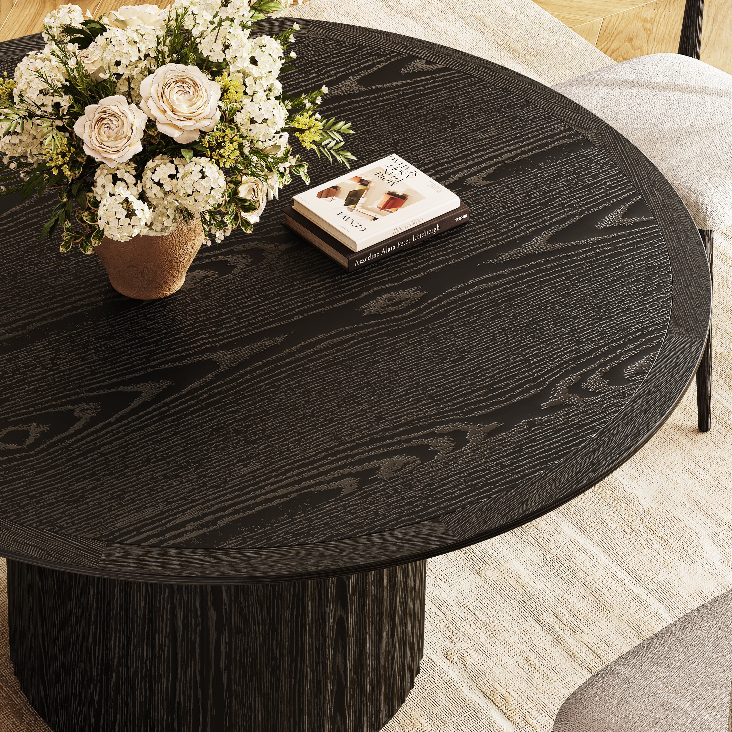Round vs Rectangular Dining Tables: Which One Fits Your Lifestyle Better?