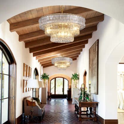 Ondalia Tiered Glass Round Chandelier 24"D