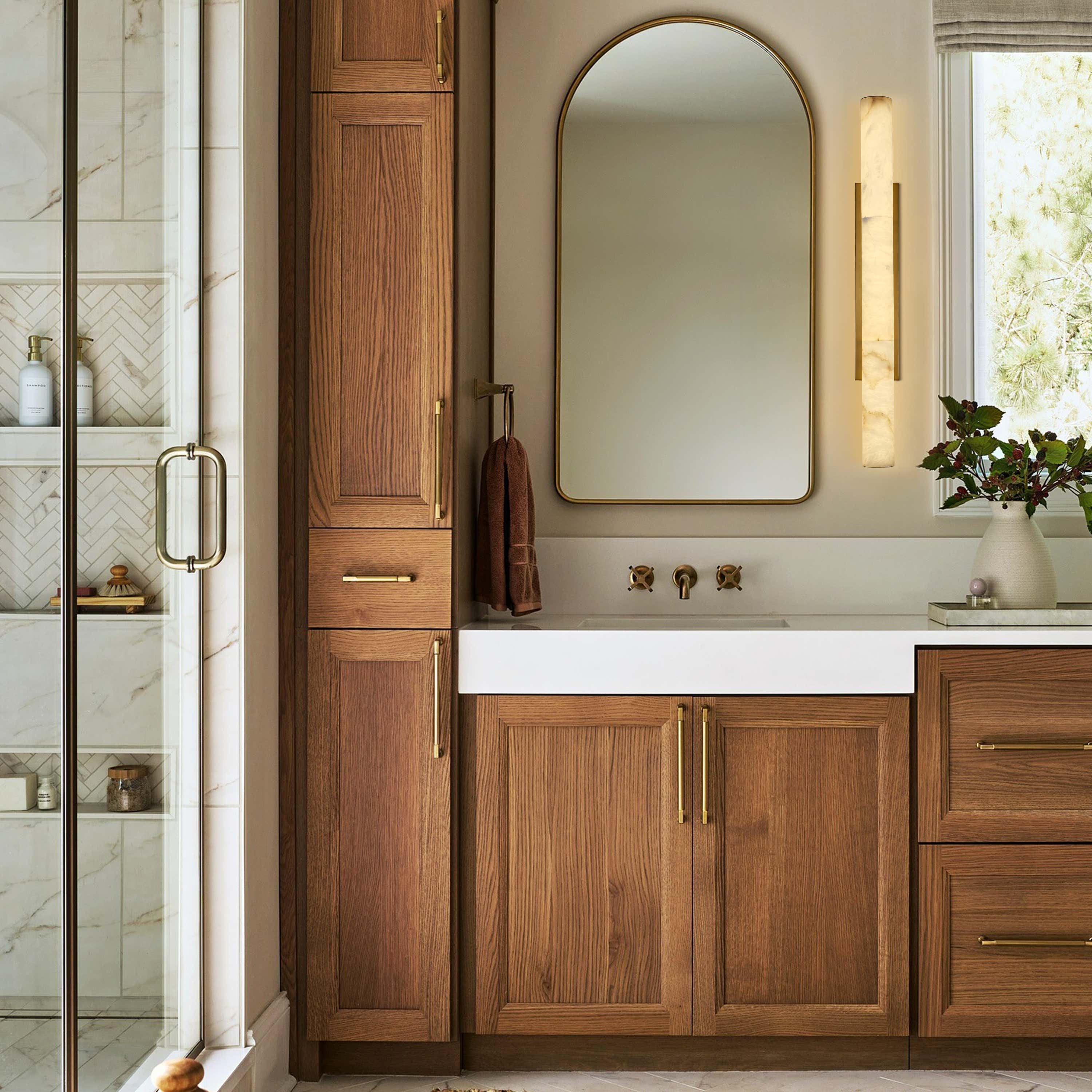 Sylvia Palladian Alabaster Wandleuchte 36"H