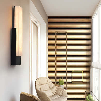 Wasserdichte LED-Wandleuchte im Marmor-Look in Schwarz