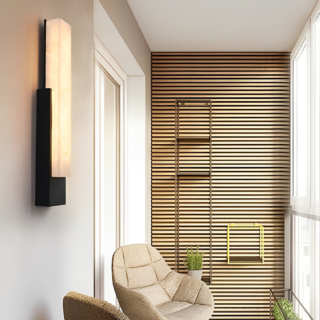 Wasserdichte LED-Wandleuchte im Marmor-Look in Schwarz