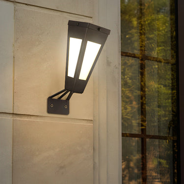 Wasserdichte intelligente Metall-LED-Schwarz-moderne Solar-Außenwandleuchte