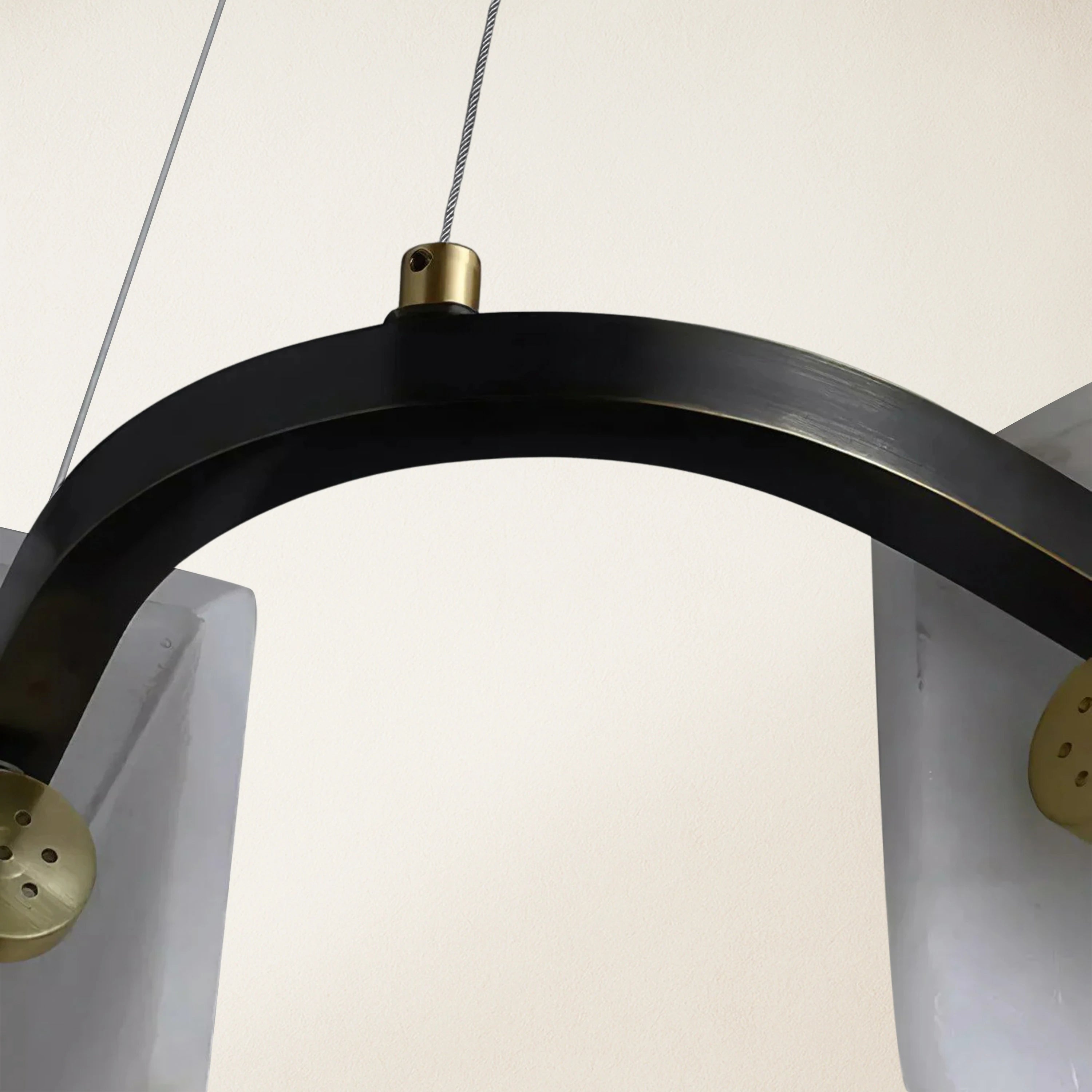 Deli Alabaster Chandelier 32″