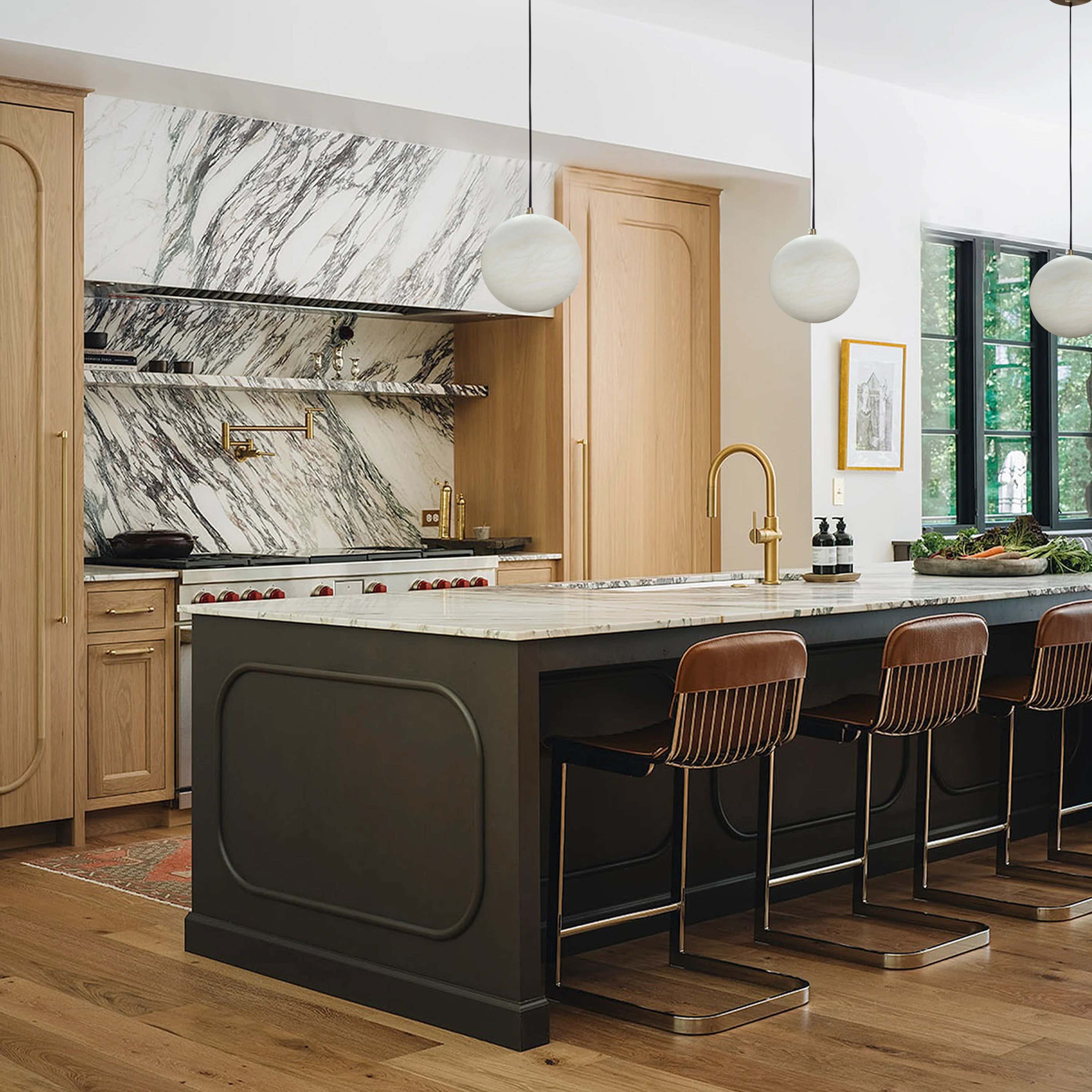 Nami Alabaster Global Ball Pendelleuchte 7"D