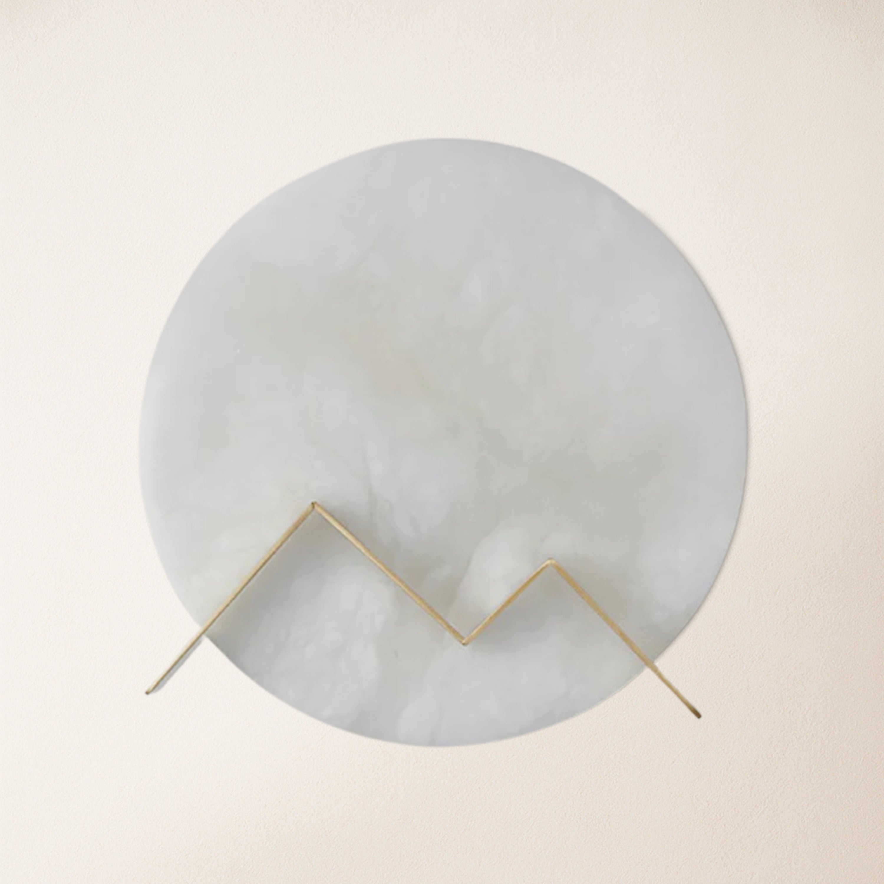 Alabaster-Wandleuchte mit Buchstaben „M“ und 20 cm Durchmesser