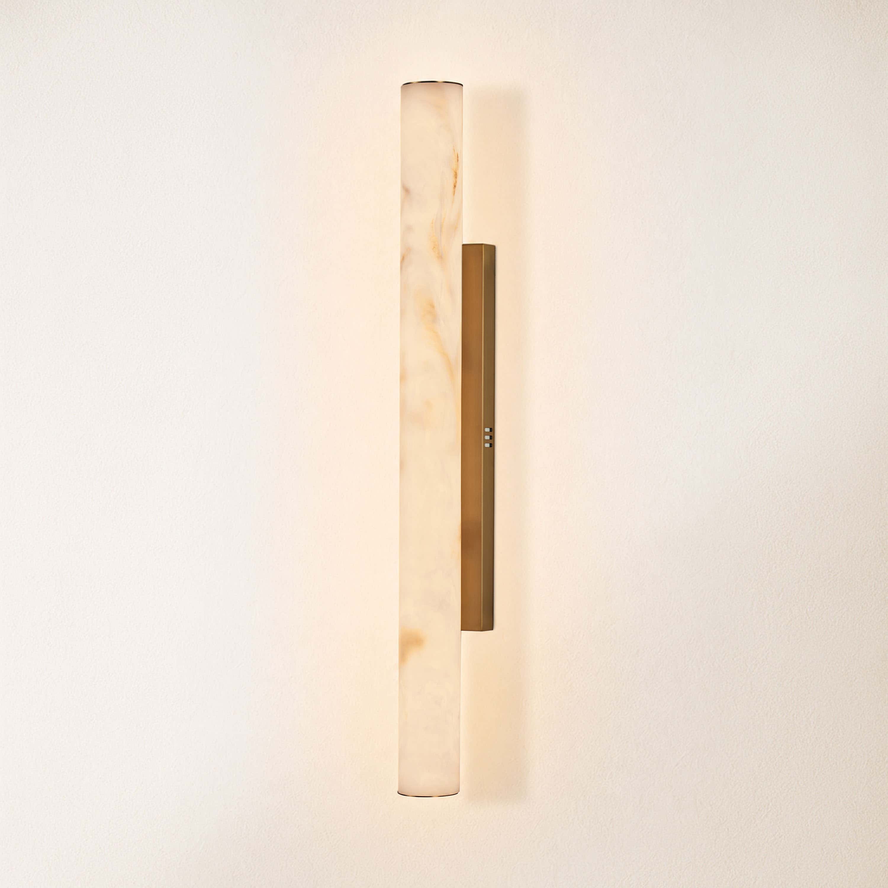 Sylvia Palladian Alabaster Wandleuchte 36"H
