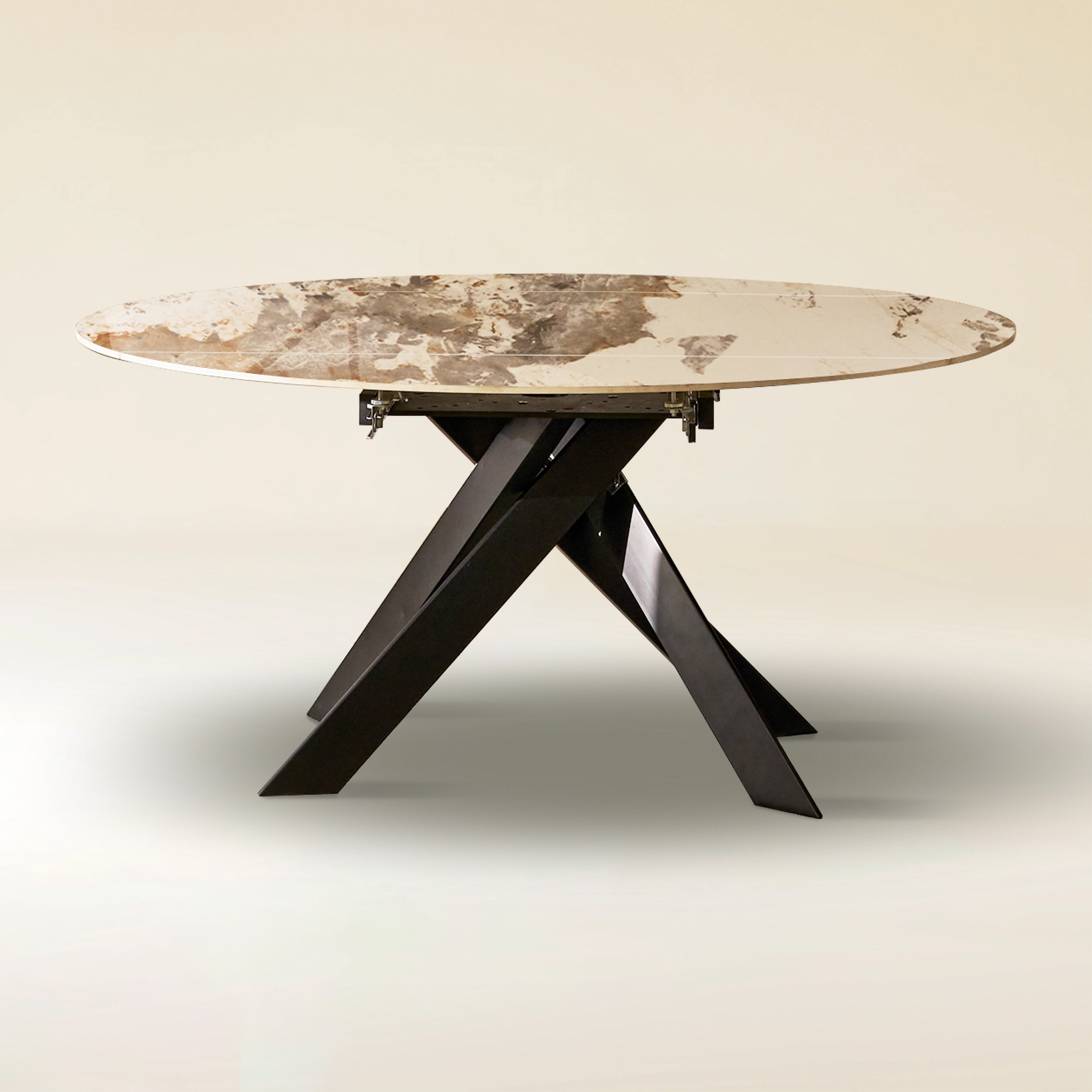 Labarthe Runder Esstisch aus Sinterstein, 160 cm