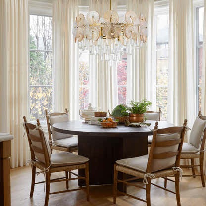 Nymphora Glass Round Chandelier 26"D