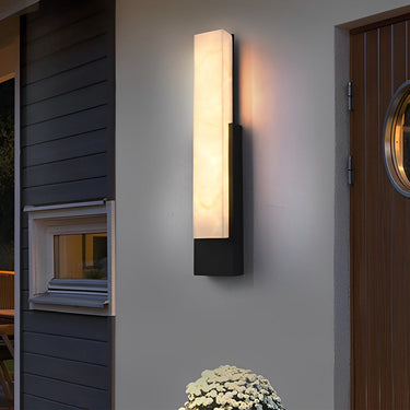 Wasserdichte LED-Wandleuchte im Marmor-Look in Schwarz
