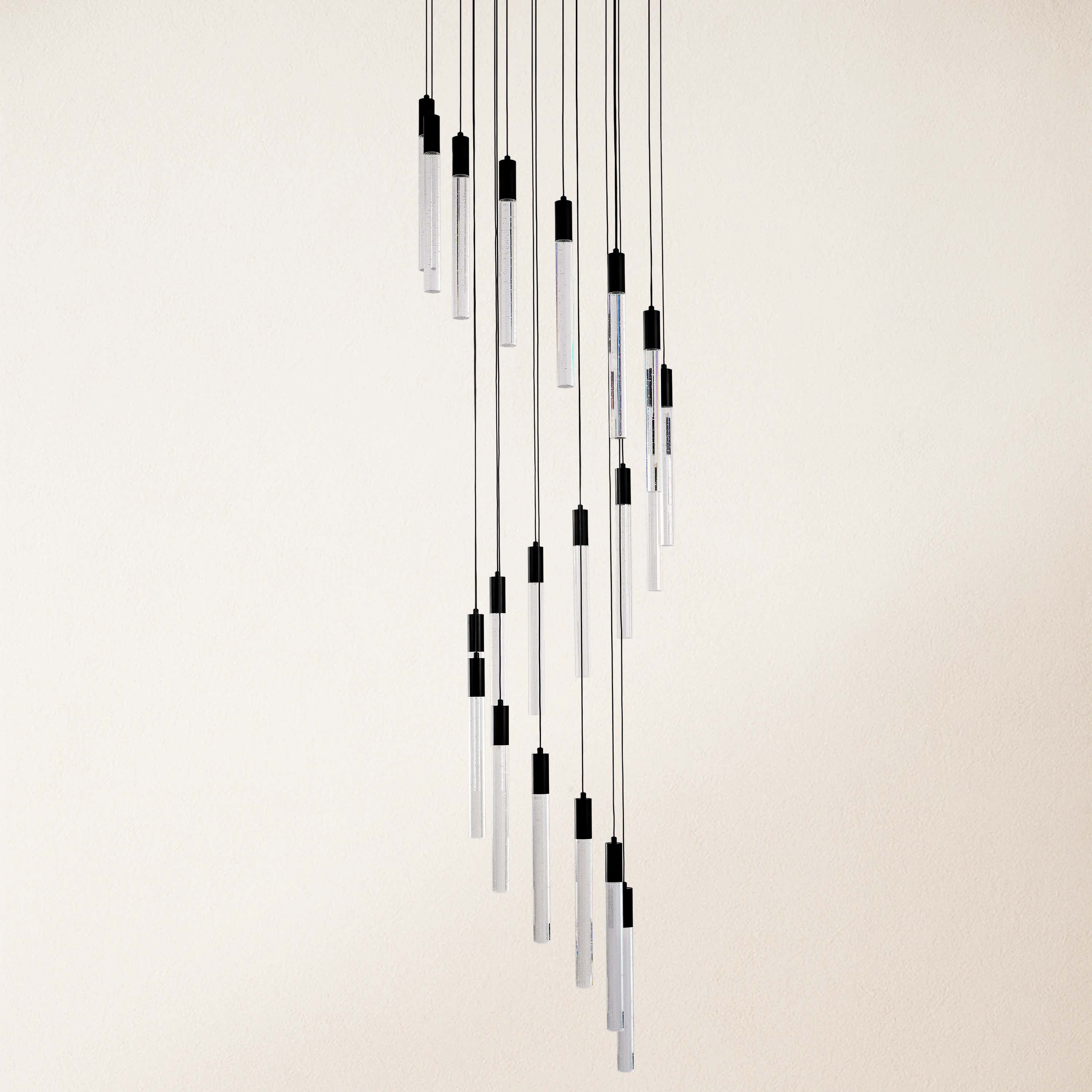 Nova Cascade Kronleuchter mit hoher Decke, 50,8 cm Durchmesser