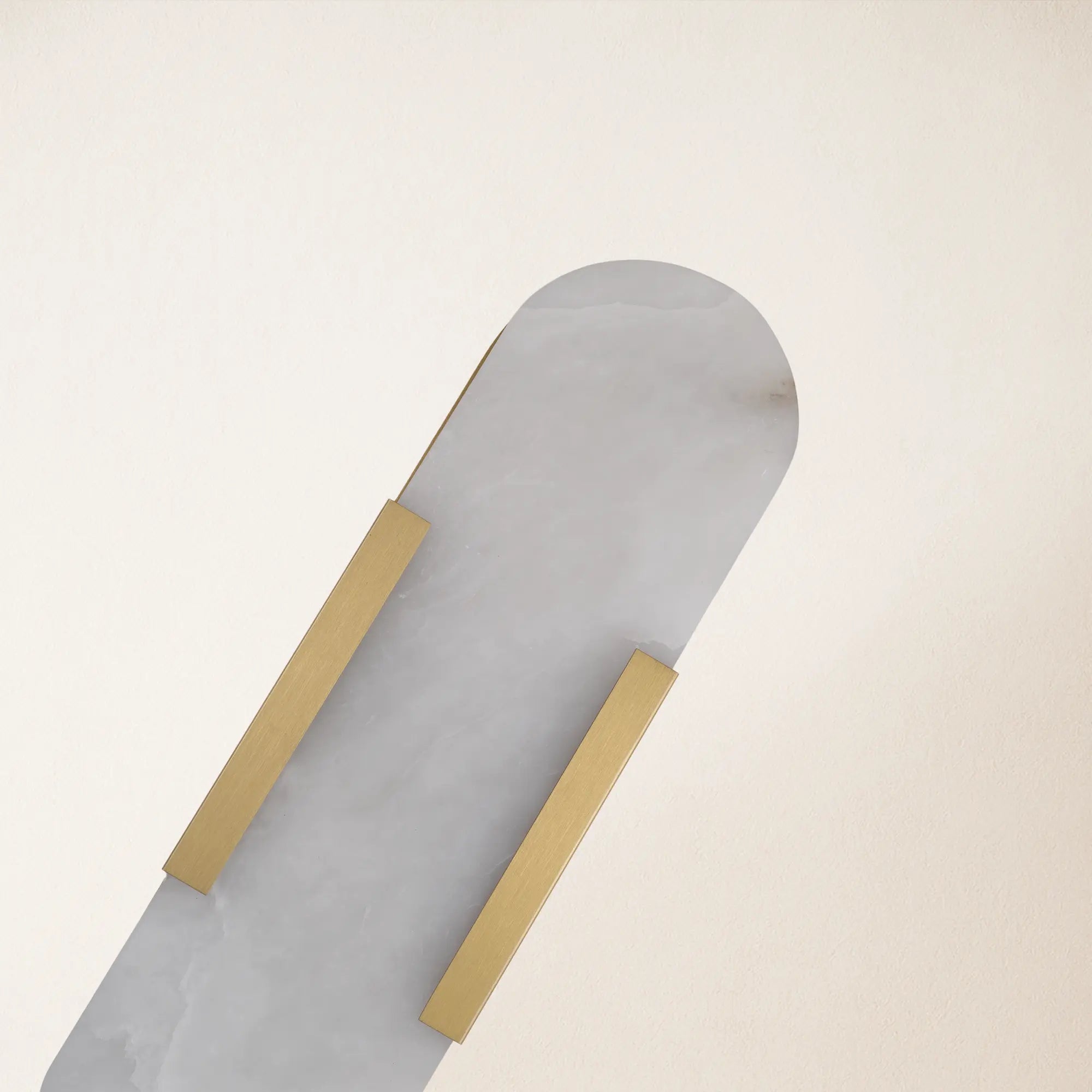 OpalEdge Alabaster-Wandleuchter, 50,8 cm hoch