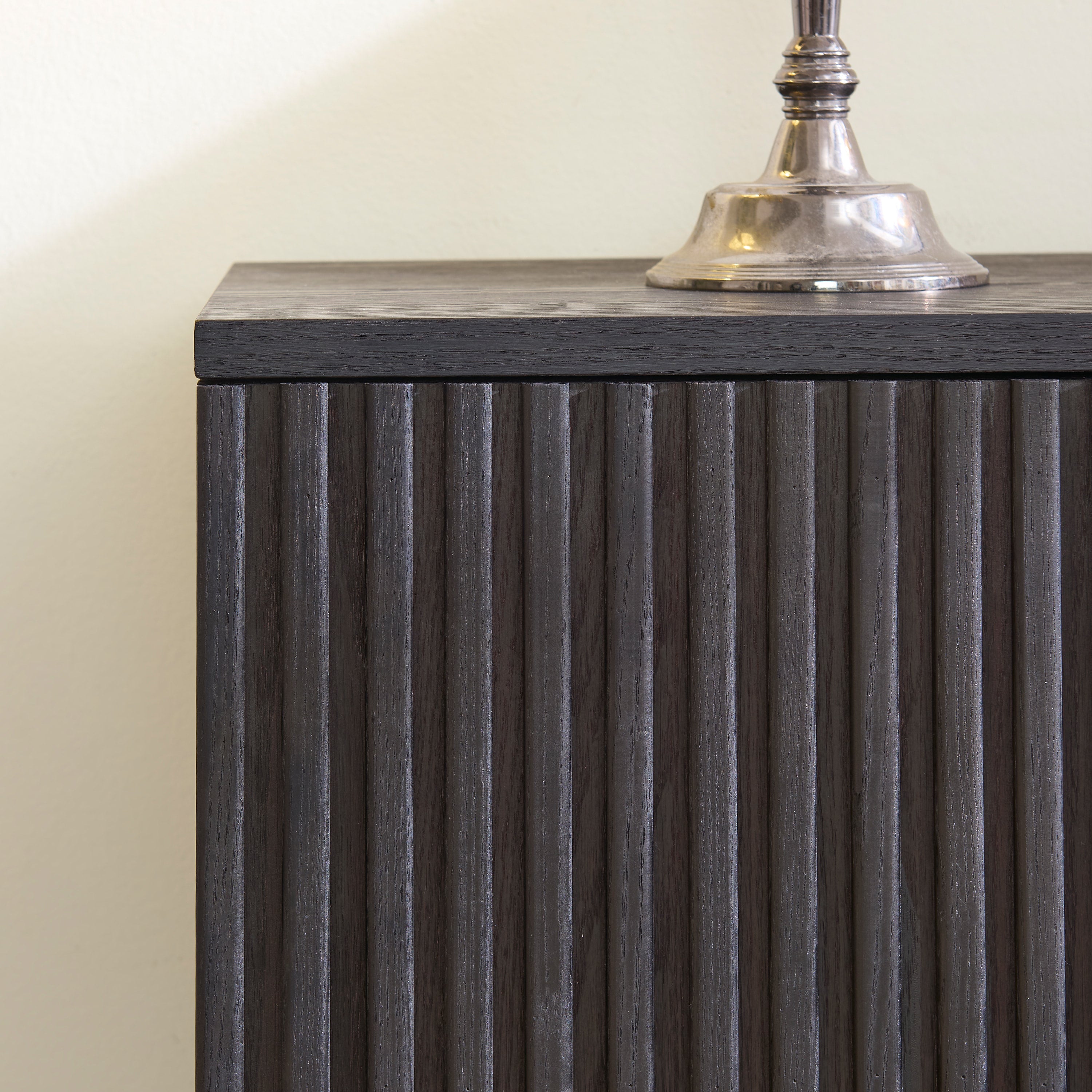 Holt 126″ Medienkonsole aus Eiche (4er-Set) 