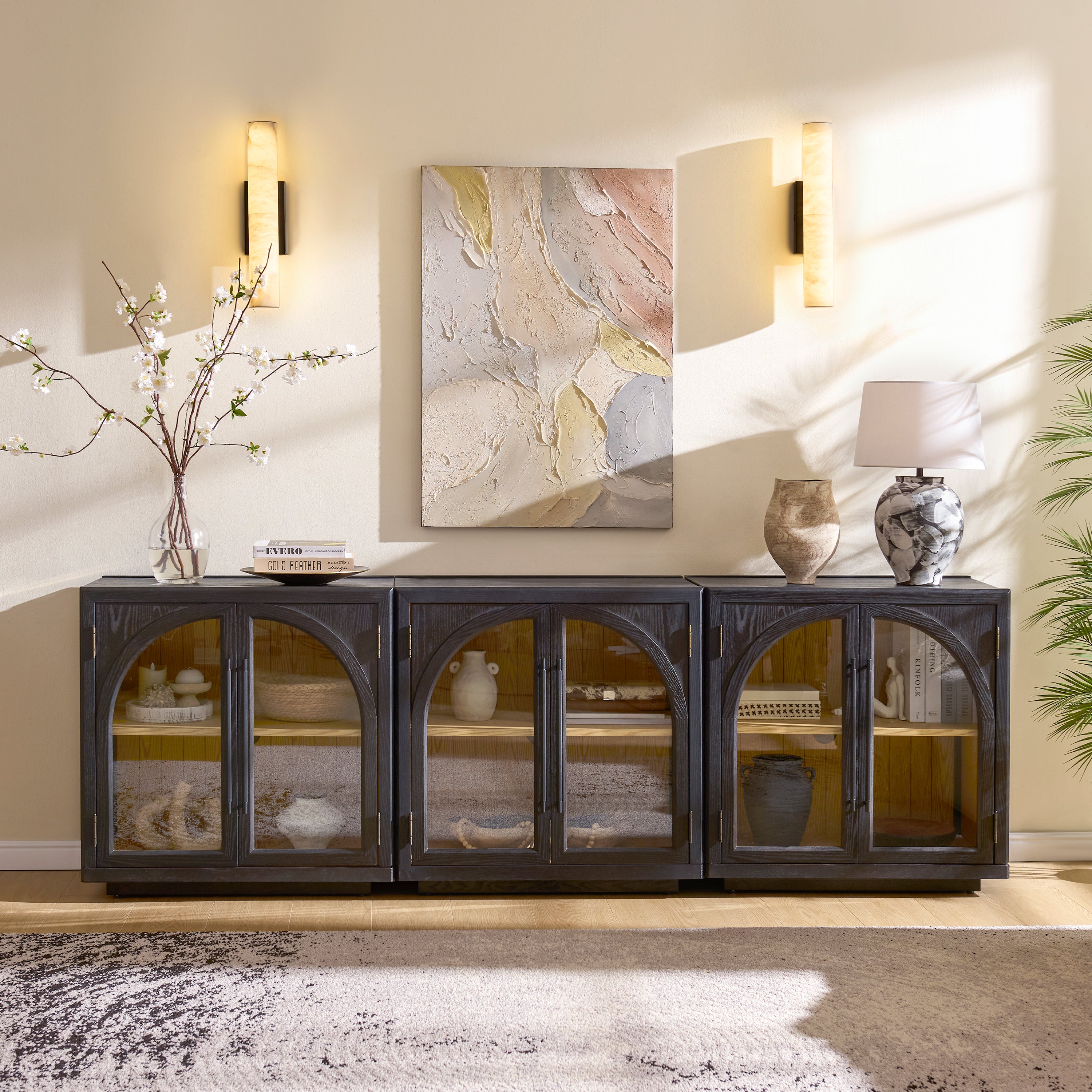 Alvar gewölbte 94,5-Zoll-Medienkonsole aus Eiche (3er-Set)