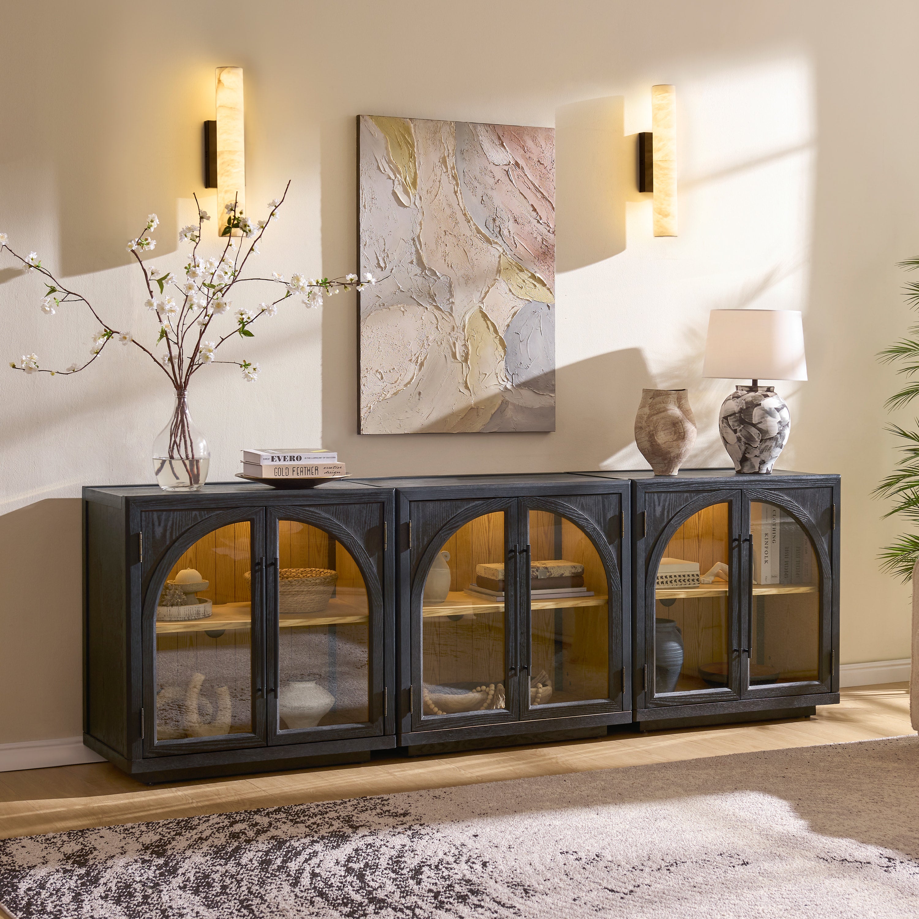 Alvar gewölbte 94,5-Zoll-Medienkonsole aus Eiche (3er-Set)