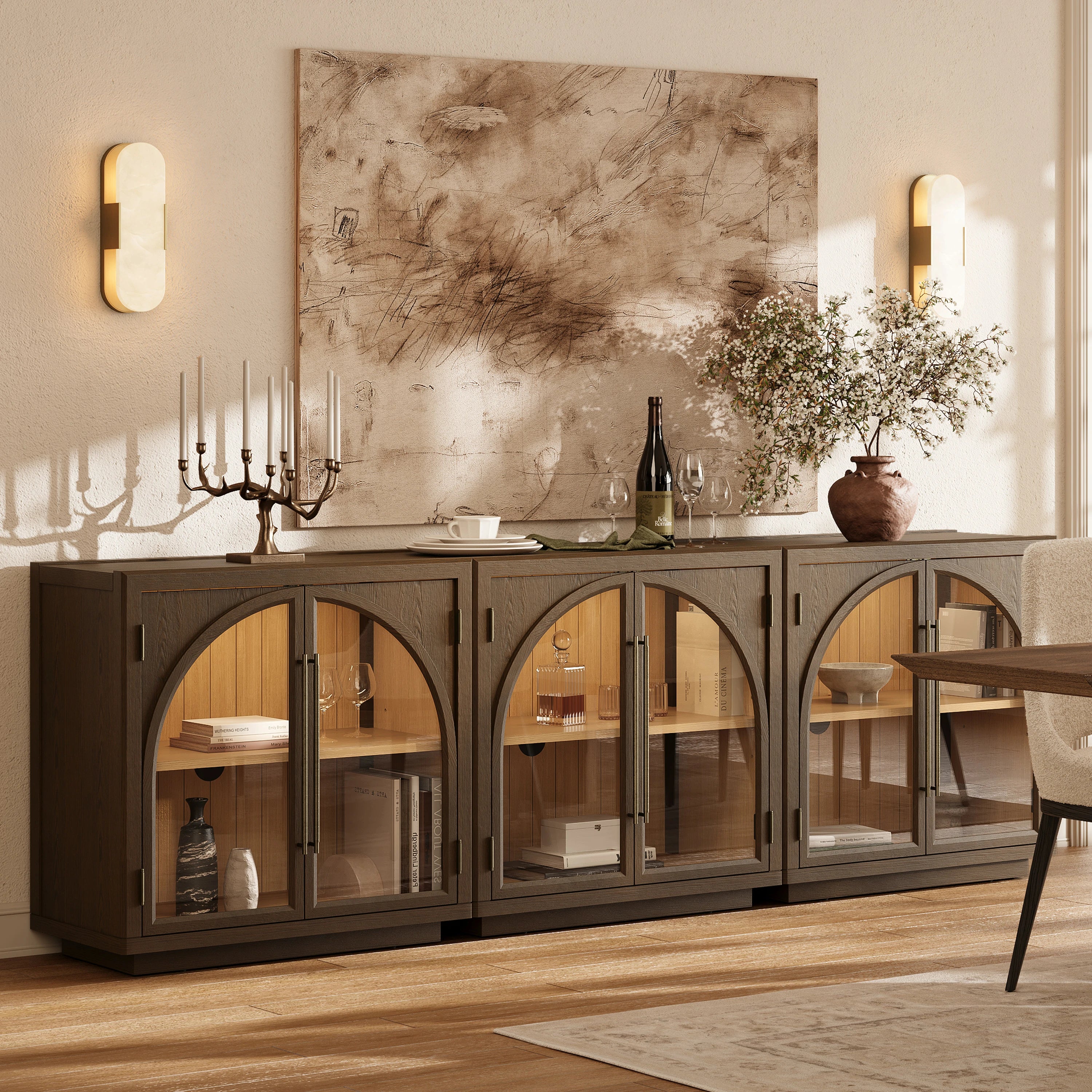 Alvar gewölbte 94,5-Zoll-Medienkonsole aus Eiche (3er-Set)