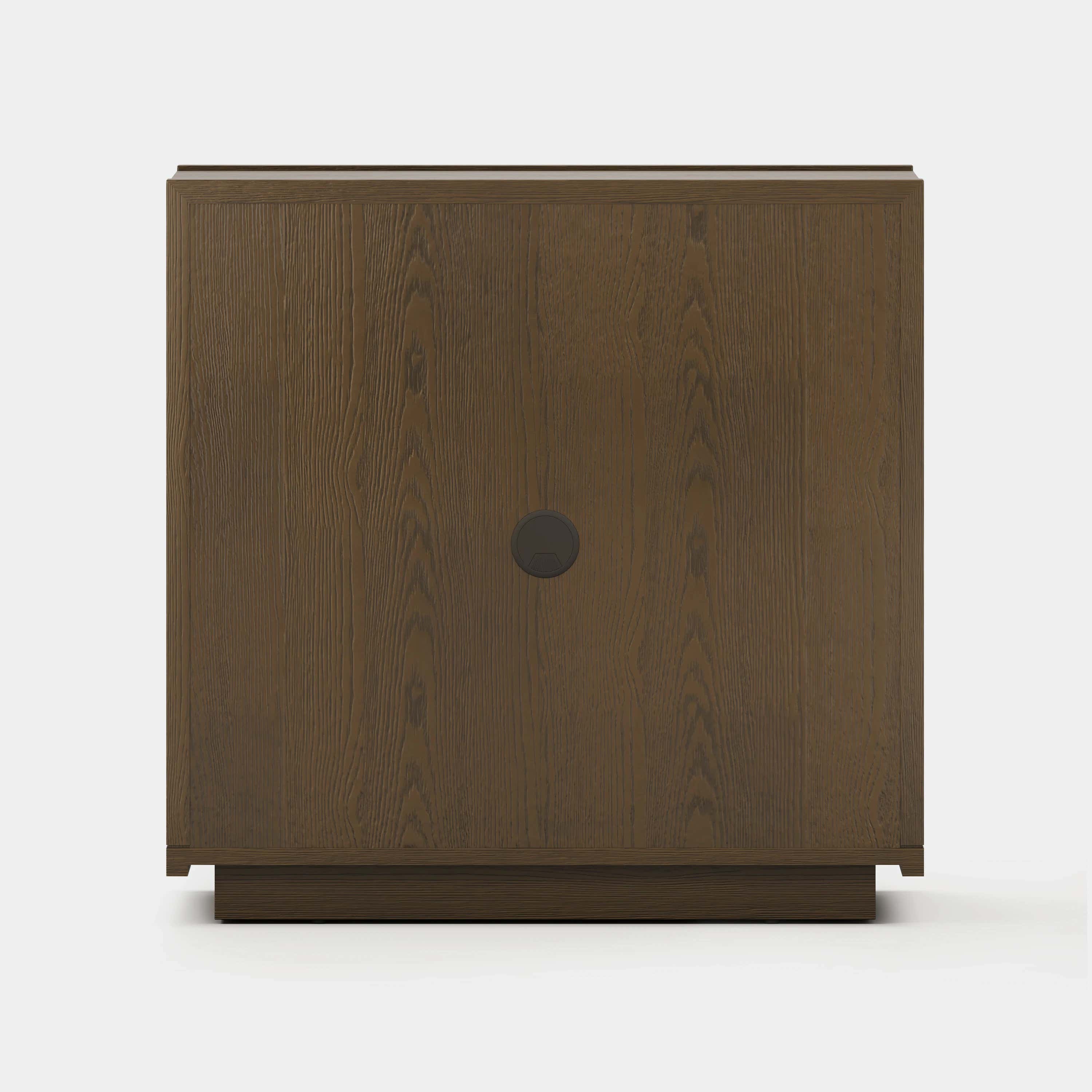 Alvar gewölbter 31,5-Zoll-Lagerschrank aus Eiche