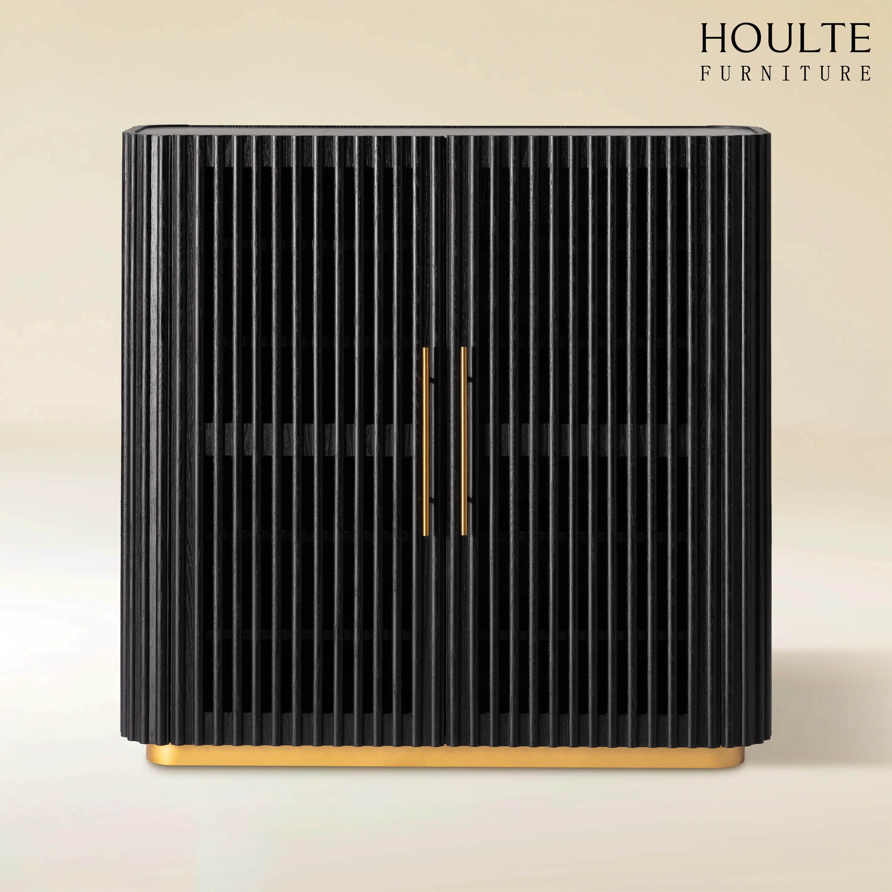 Holton 47"H Eichenholz-Aufbewahrungsschrank