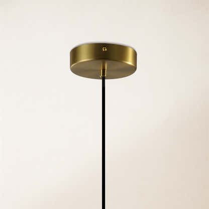 Hekate Alabaster Anhänger 6"D