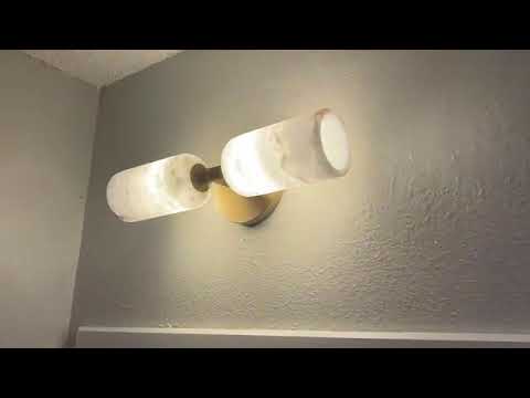 Axis Alabaster-Wandleuchte 13,9"