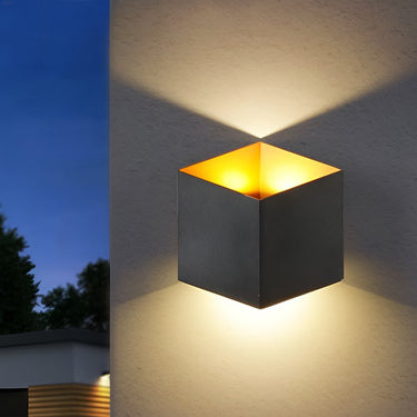 Quadratische, wasserdichte, auf und ab gehende LED-Wandleuchten für den Außenbereich